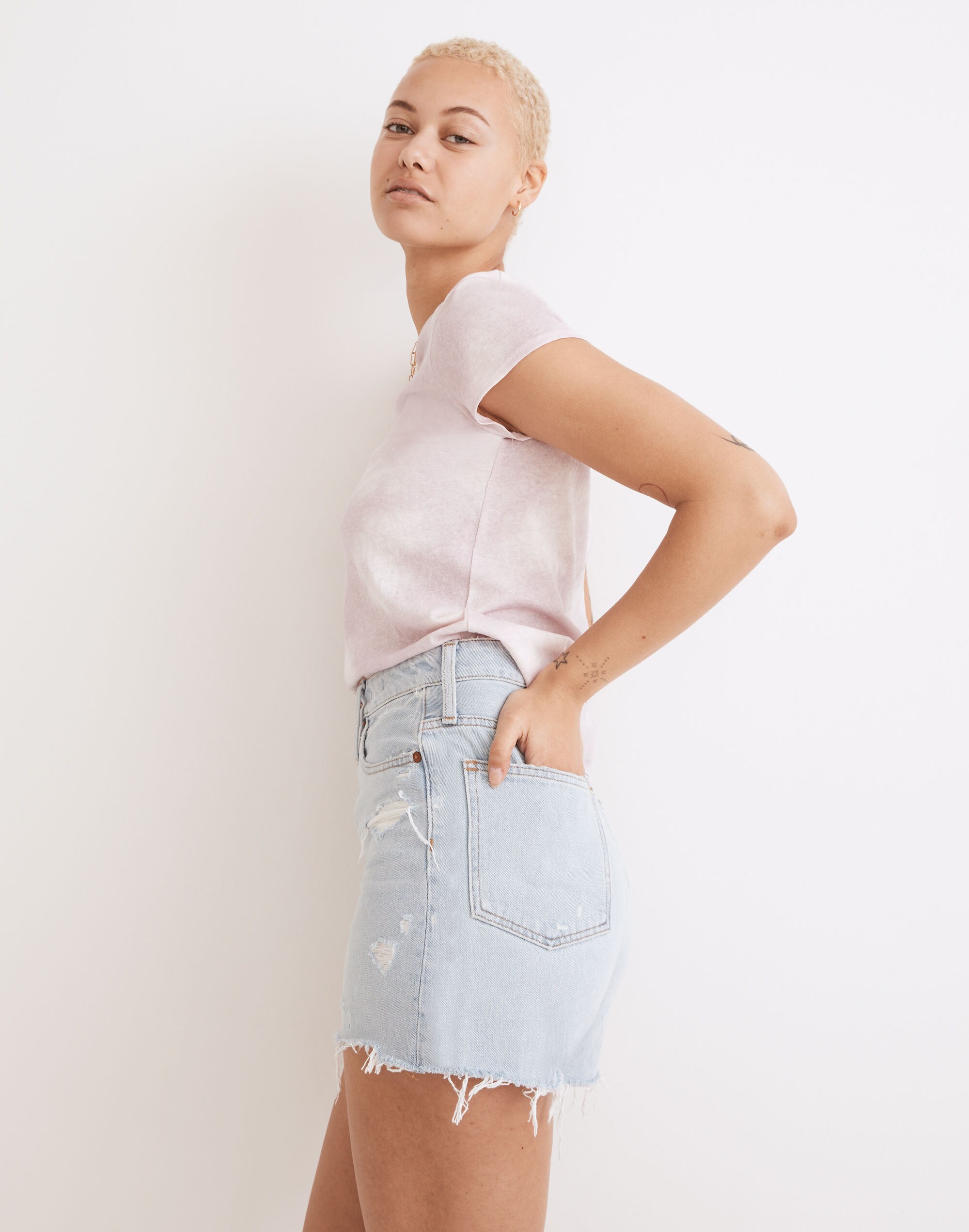 The Curvy Momjean Short in Flintwood Wash