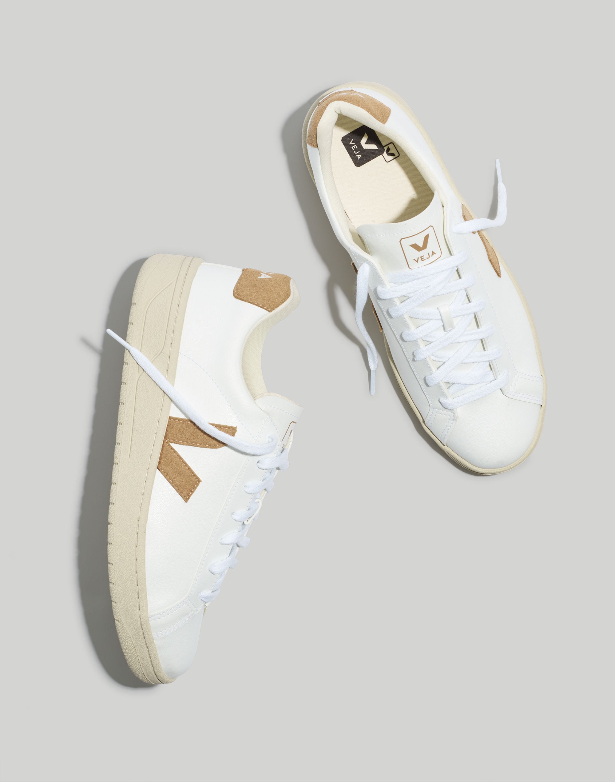 Veja&trade; Vegan Leather Urca Sneakers