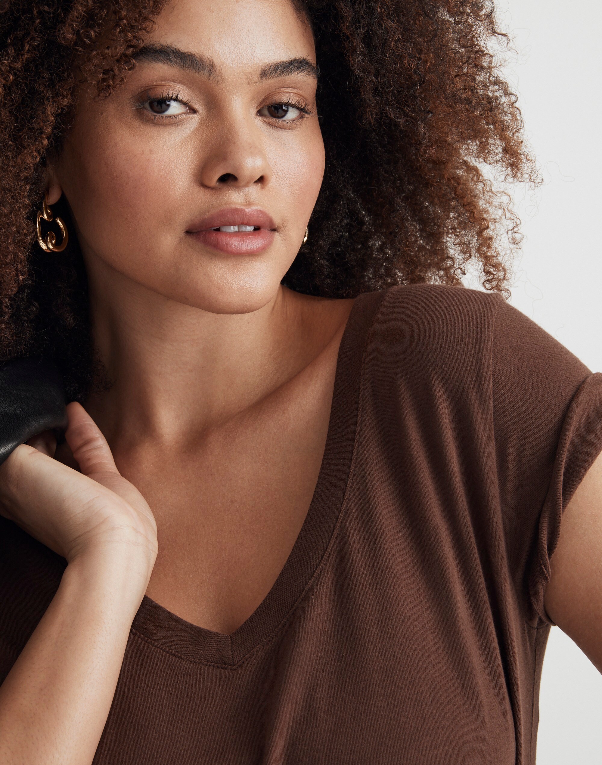 Softfade Cotton V-Neck Crop Tee