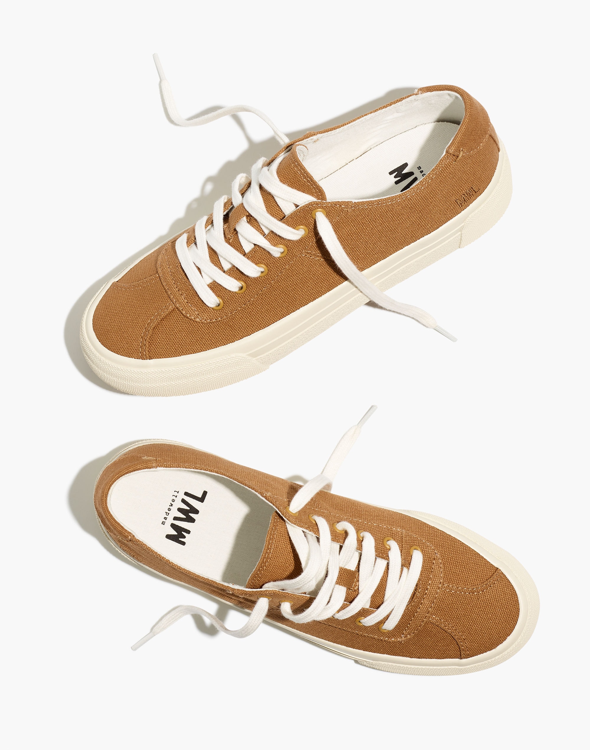 Sidewalk Low-Top Sneakers in (Re)sourced Canvas
