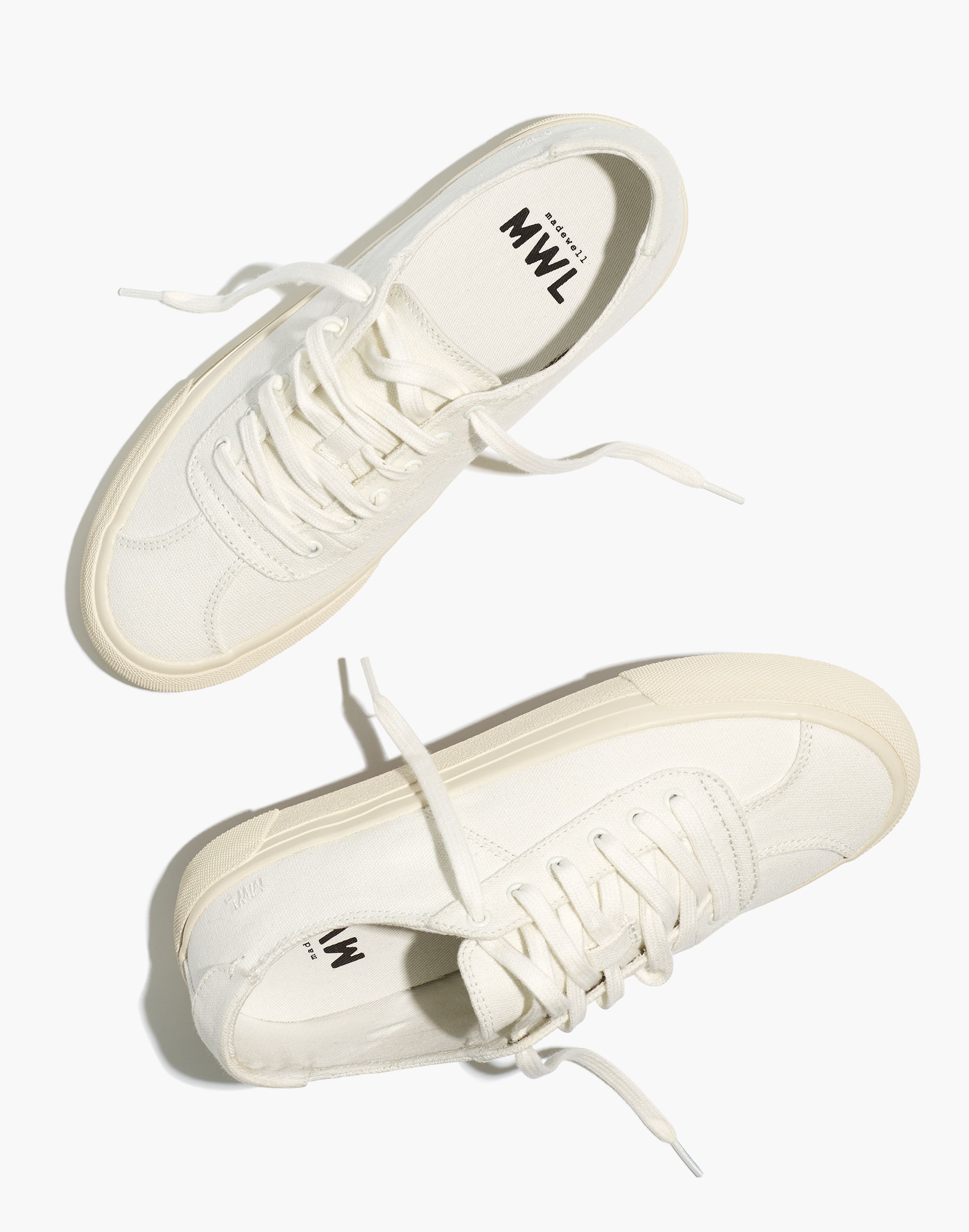 Sidewalk Low-Top Sneakers in (Re)sourced Canvas