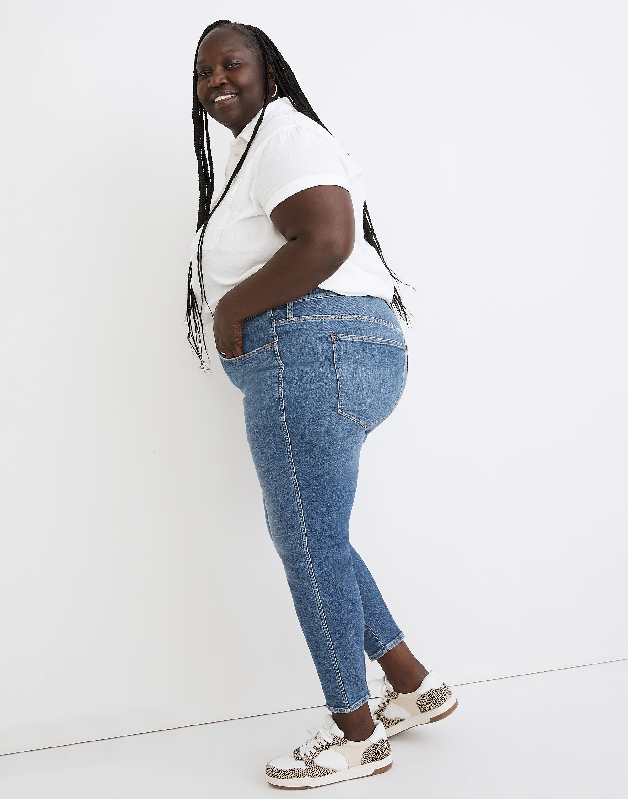 Plus 10" High-Rise Skinny Crop Jeans in Bradfield Wash