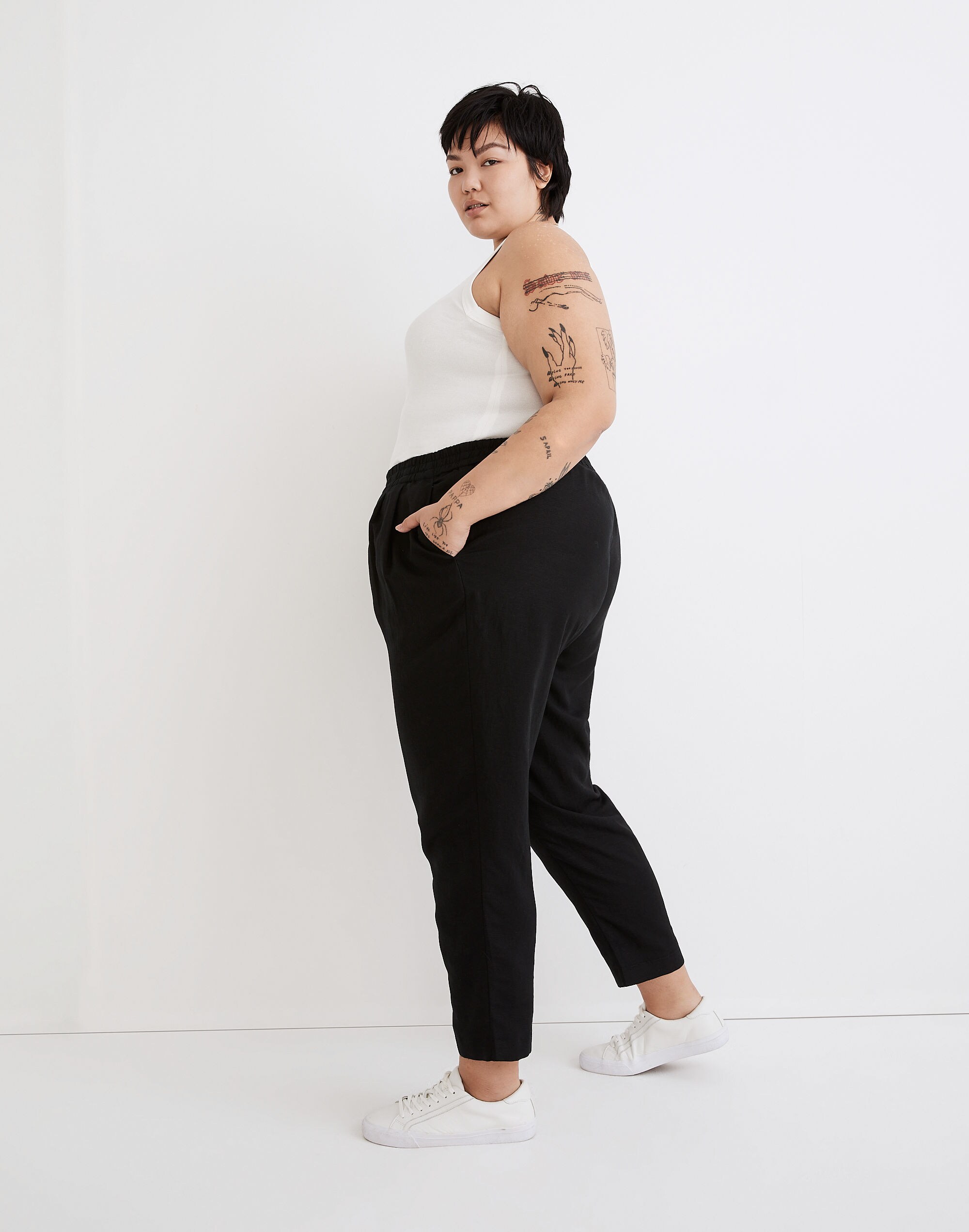 Plus Linen-Blend Pull-On Tapered Pants