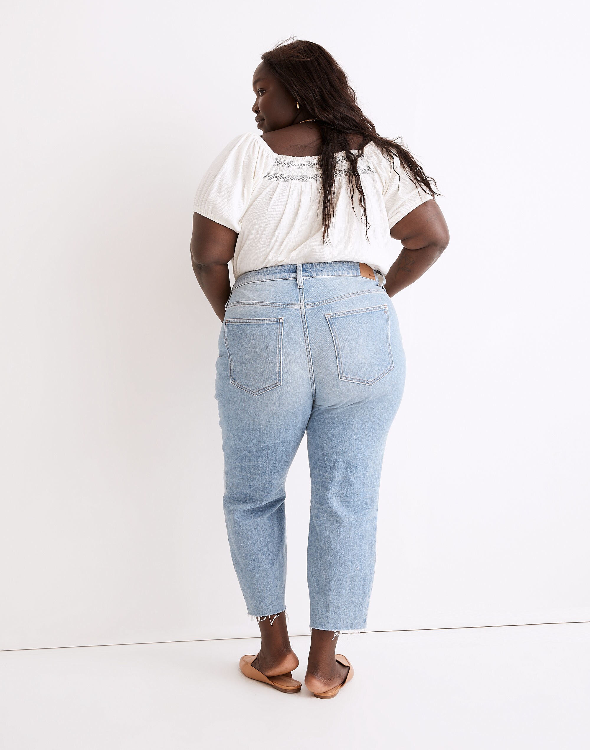 The Plus Curvy Perfect Vintage Jean in Coney Wash: Destroyed Edition