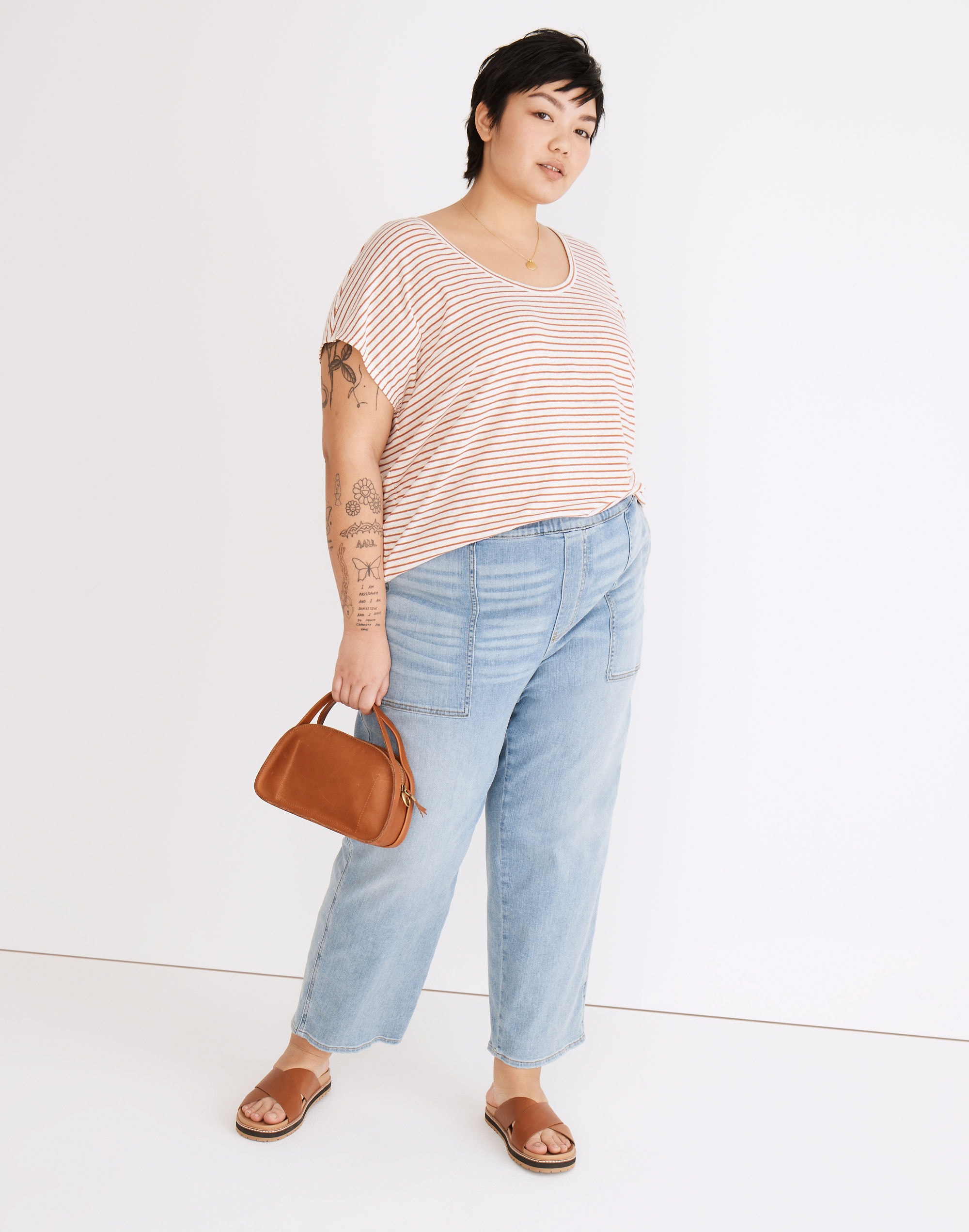 Plus Pull-On Relaxed Jeans in Lisford Wash