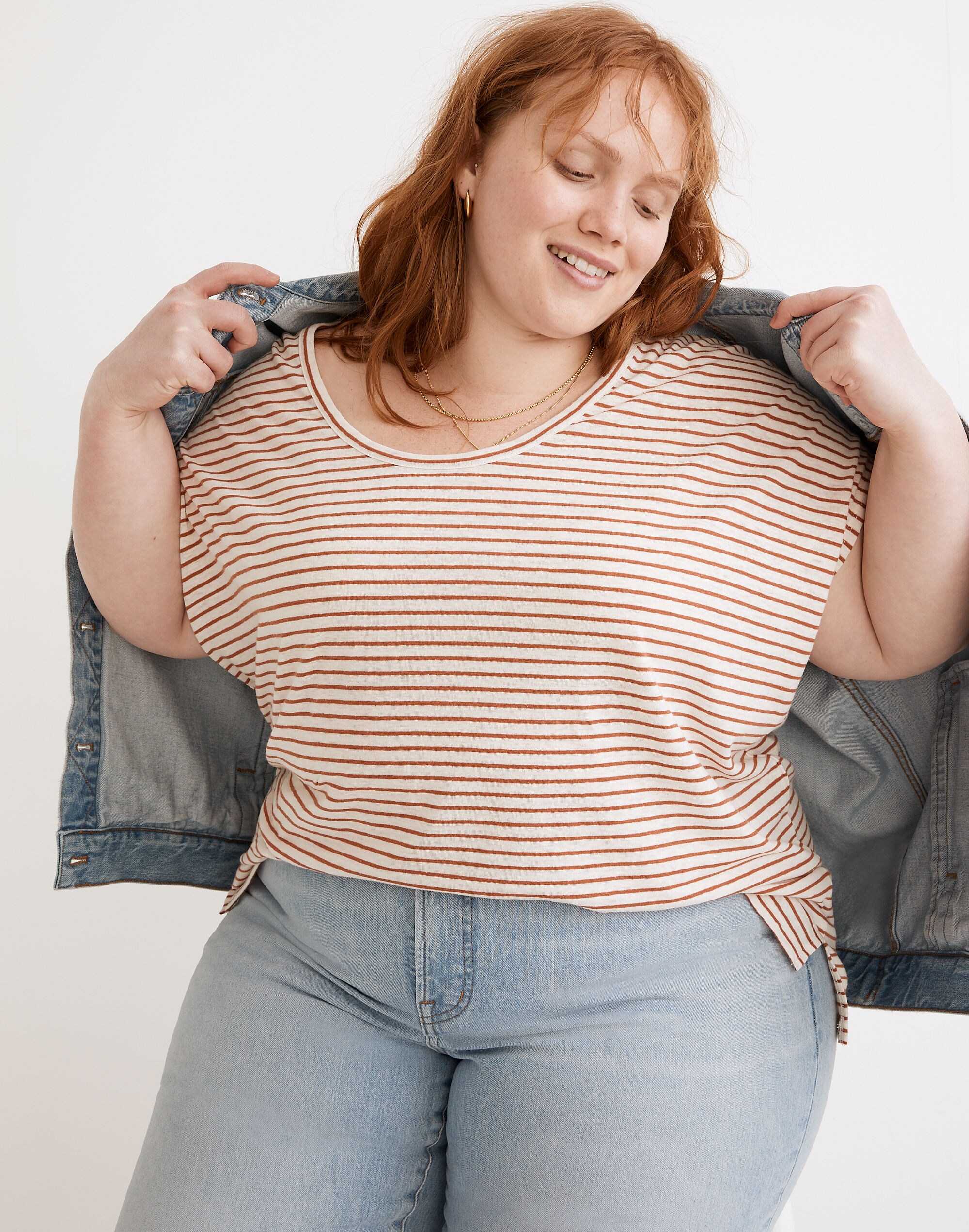 Plus Linen-Blend U-Scoop Tee