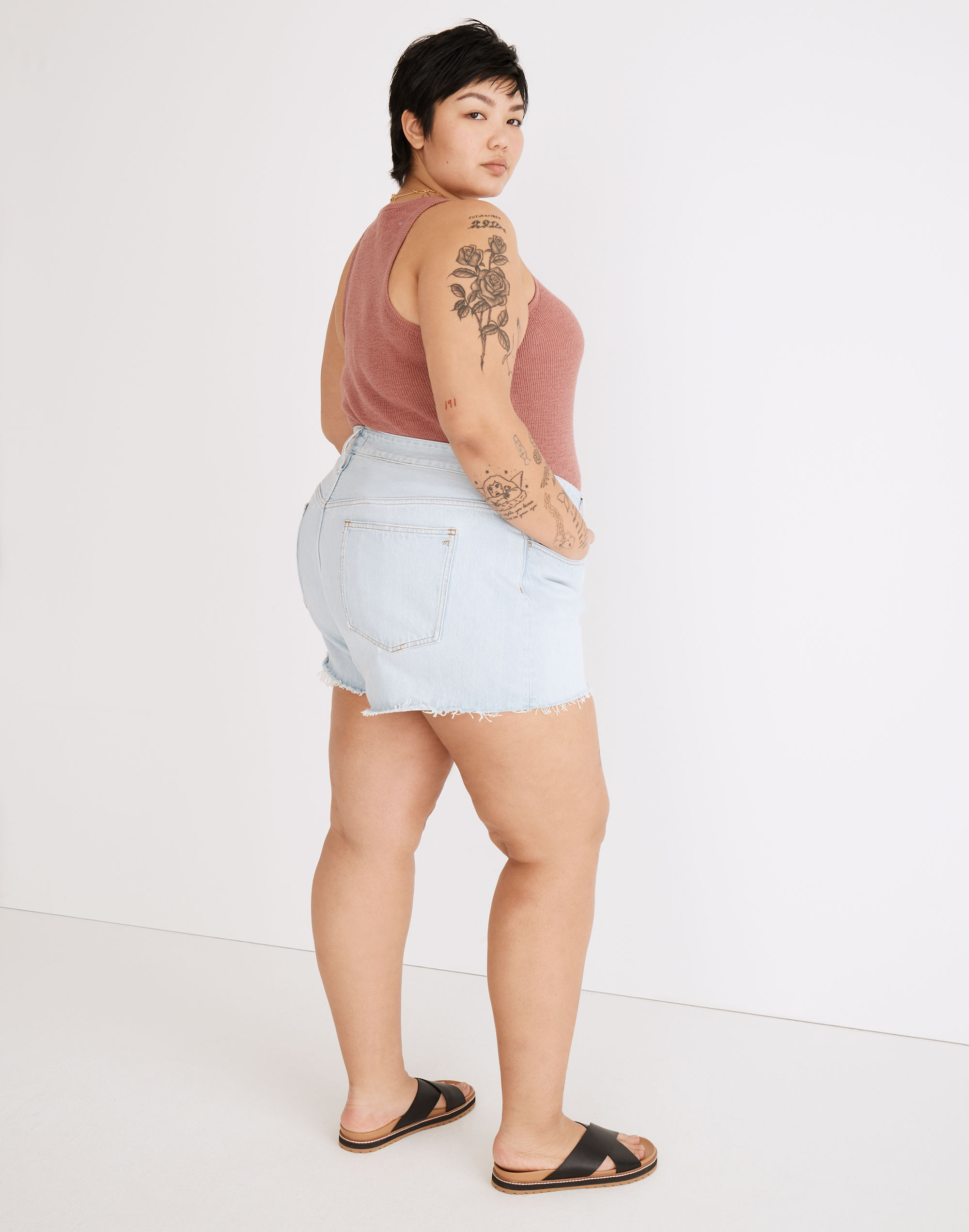 Plus Relaxed Denim Shorts in Essen Wash