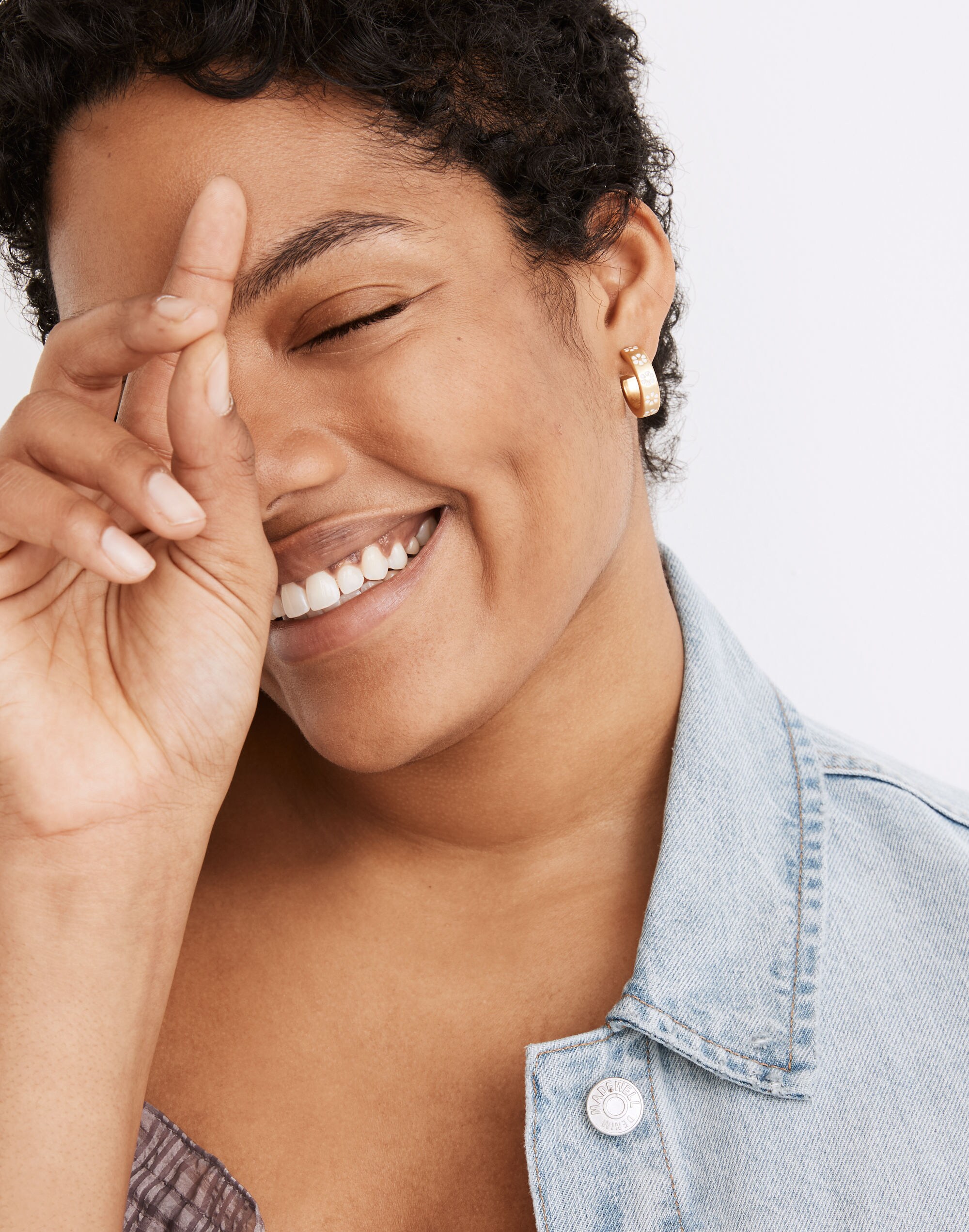 Retro Daisy Enamel Small Hoop Earrings