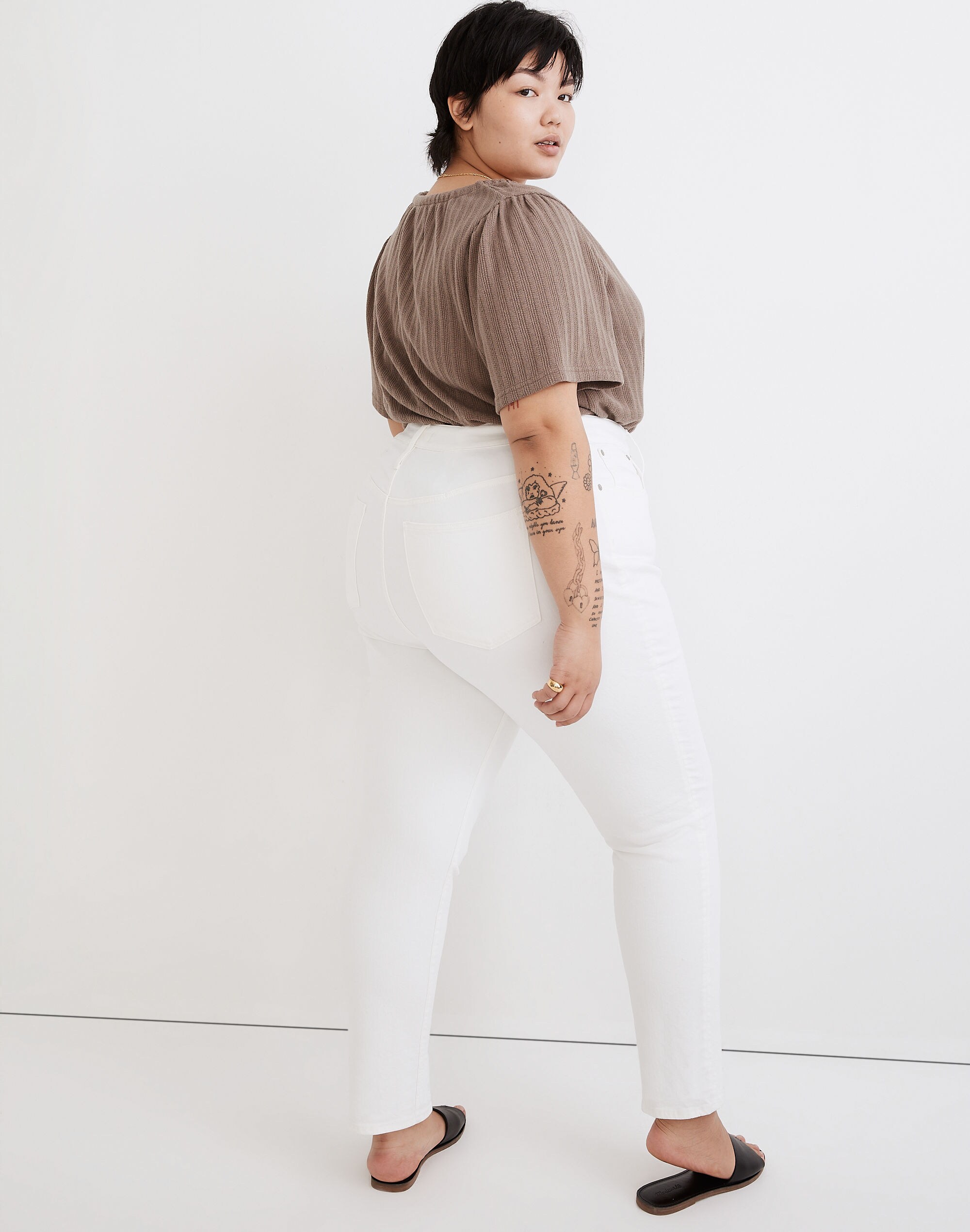 The Plus Perfect Vintage Straight Jean in Tile White: Ripped-Knee Edition
