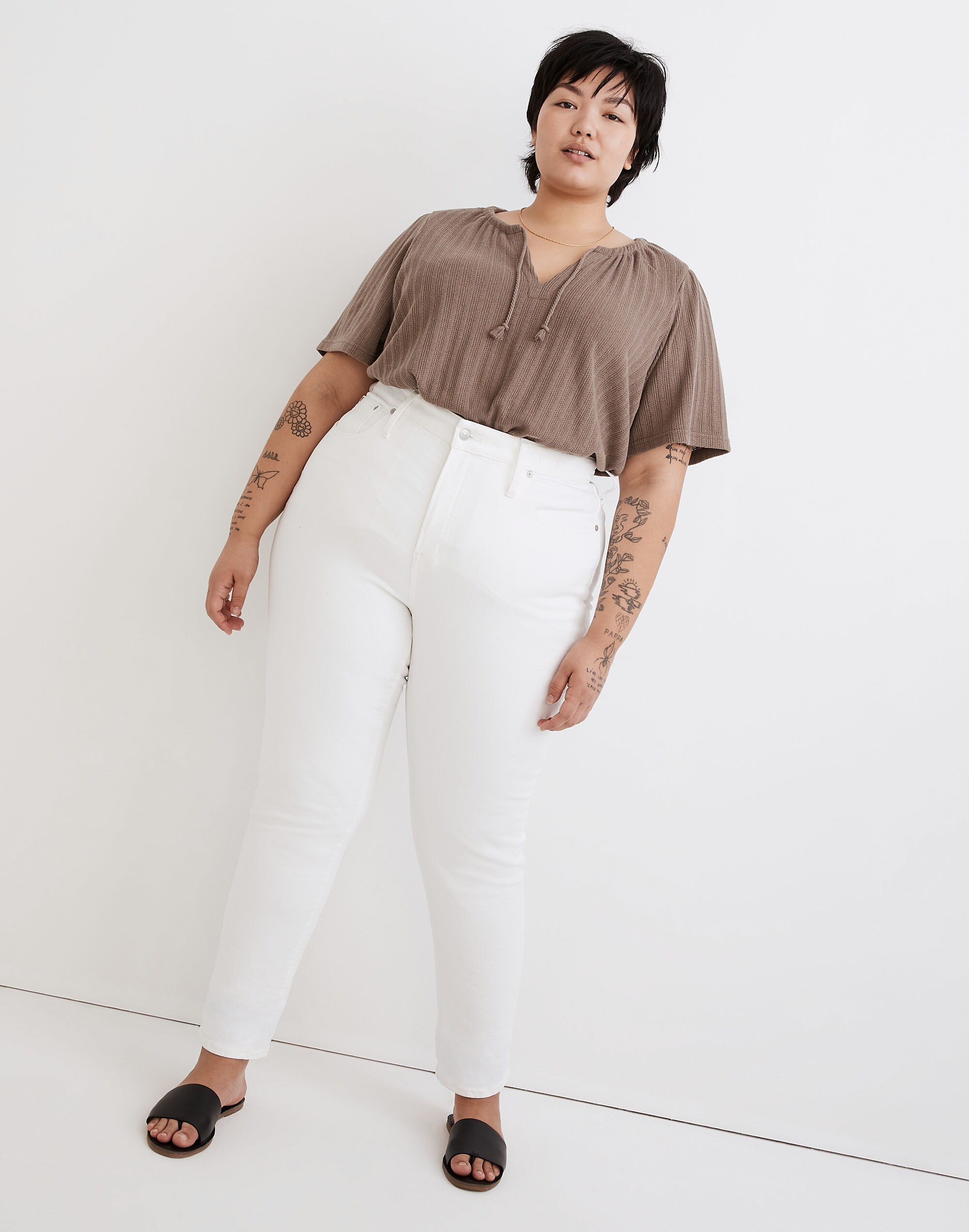 The Plus Perfect Vintage Straight Jean in Tile White: Ripped-Knee Edition