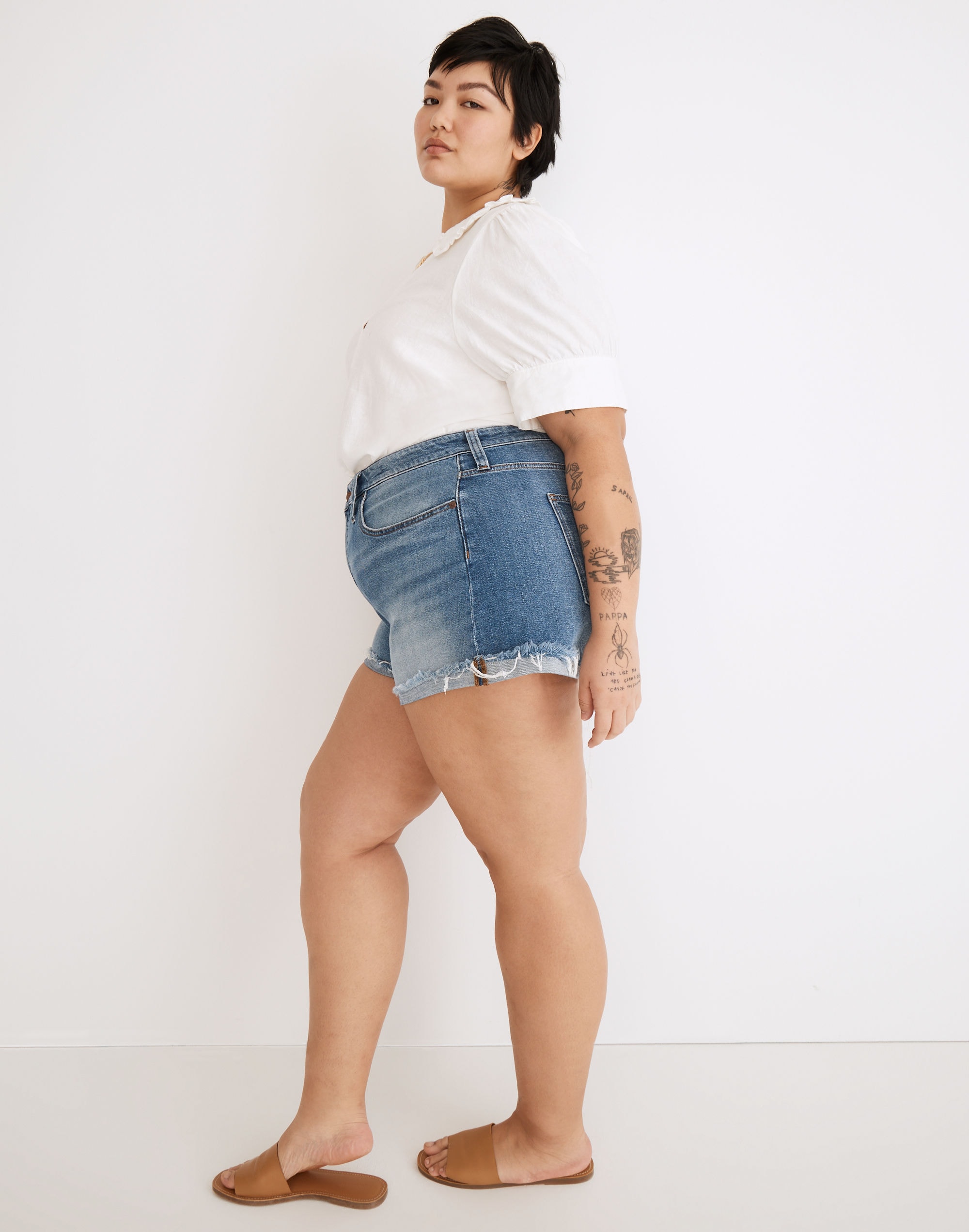Plus Curvy High-Rise Denim Shorts in Lavista Wash