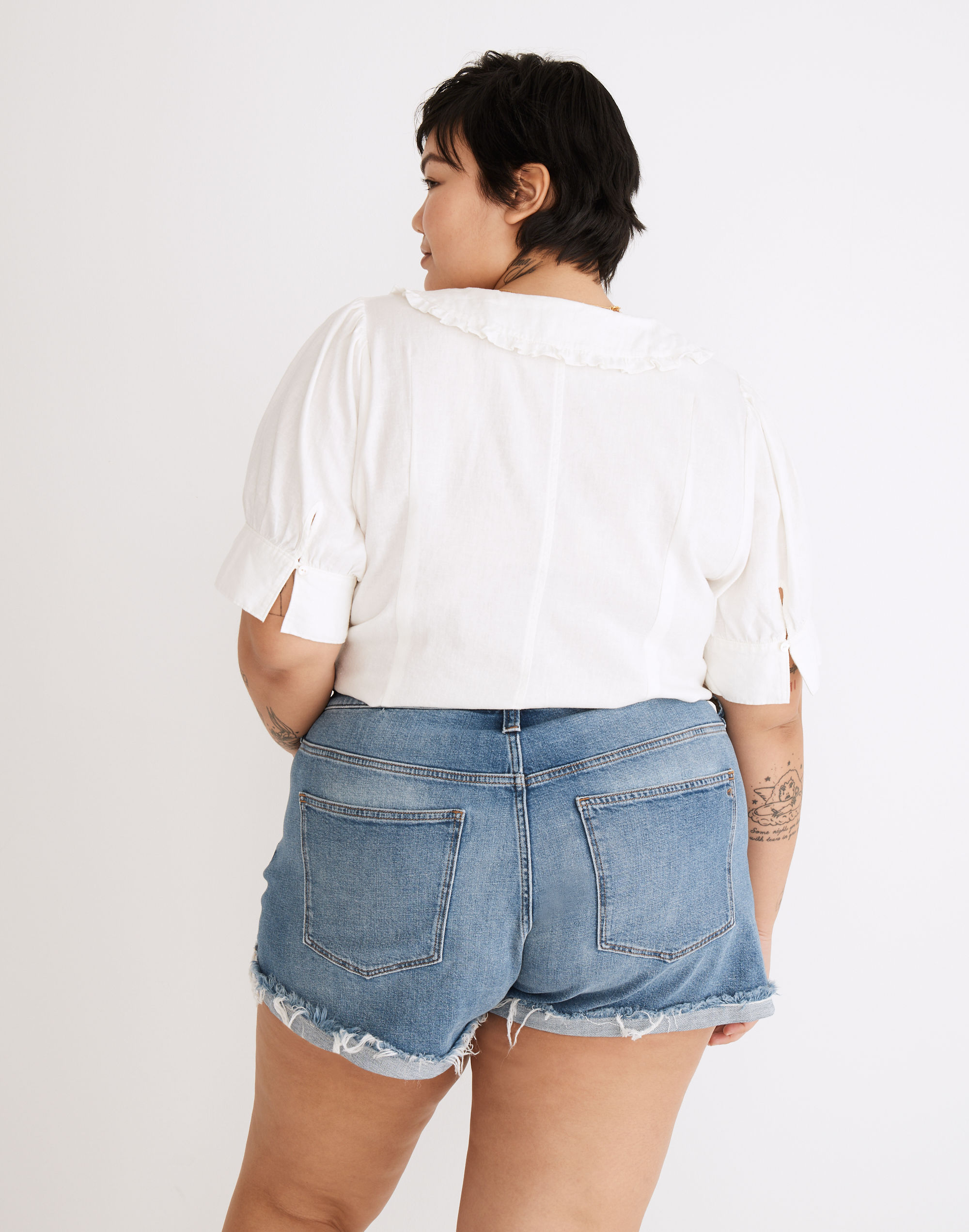 Plus Curvy High-Rise Denim Shorts in Lavista Wash