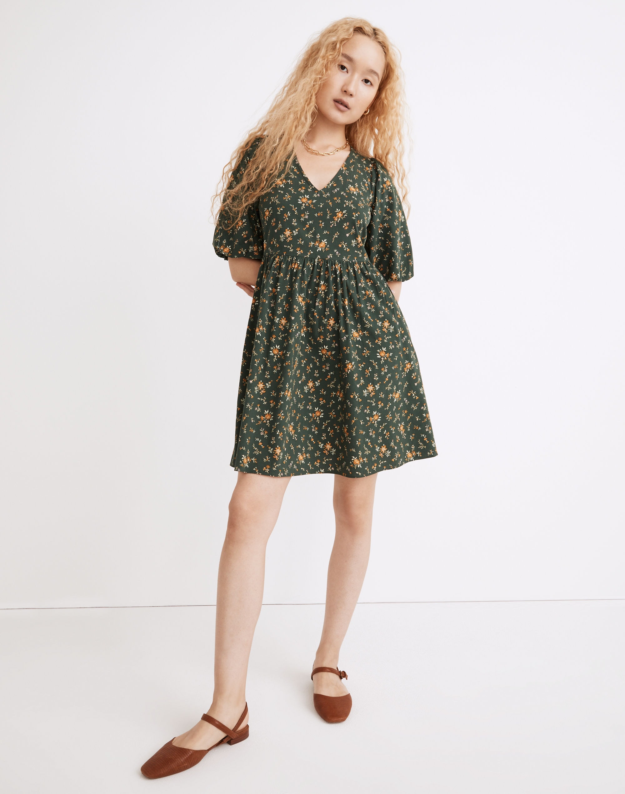 Poplin V-Neck Bubble-Sleeve Mini Dress in Fresh Sprigs