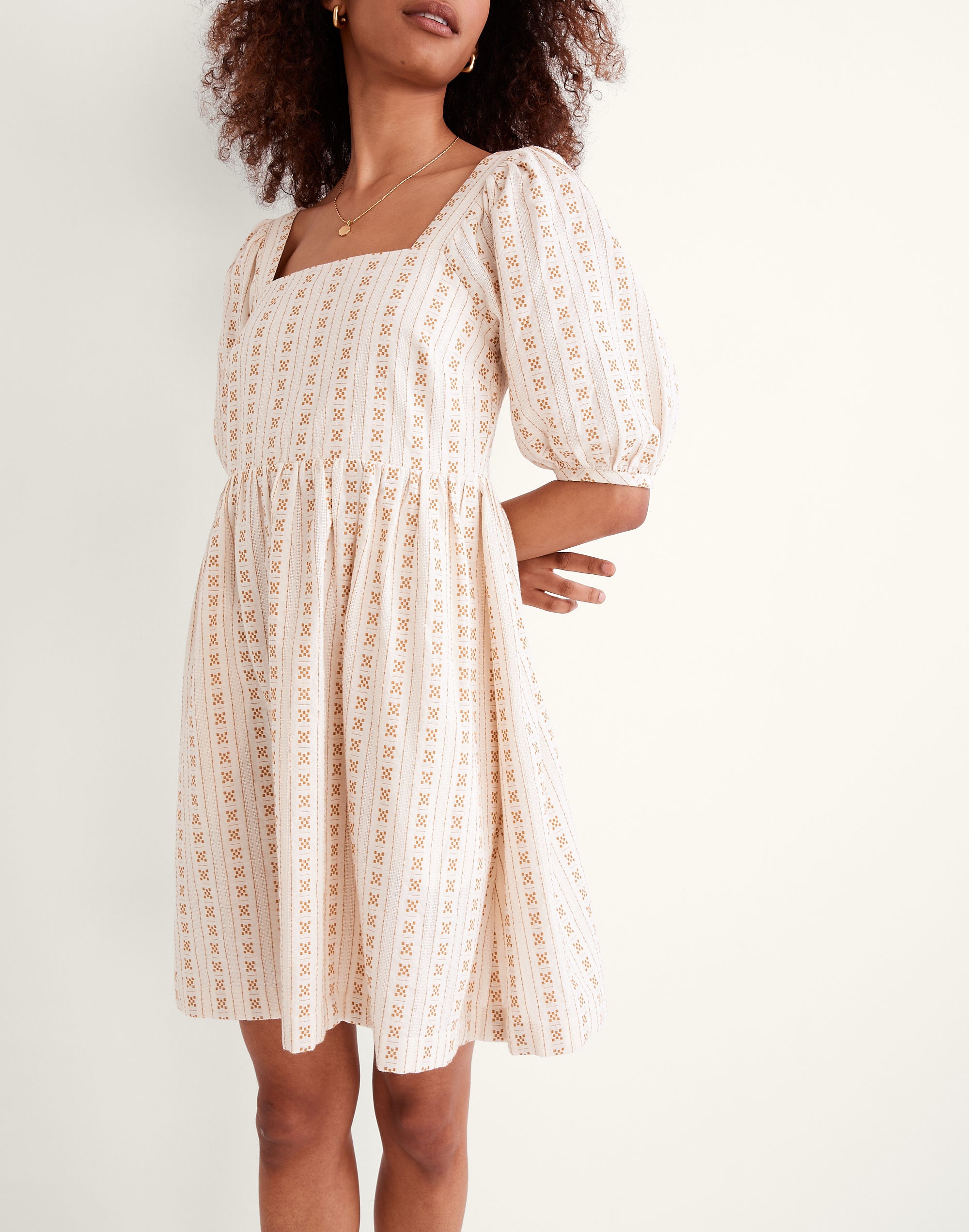 Square-Neck Puff-Sleeve Dress in Jacquard Stripe