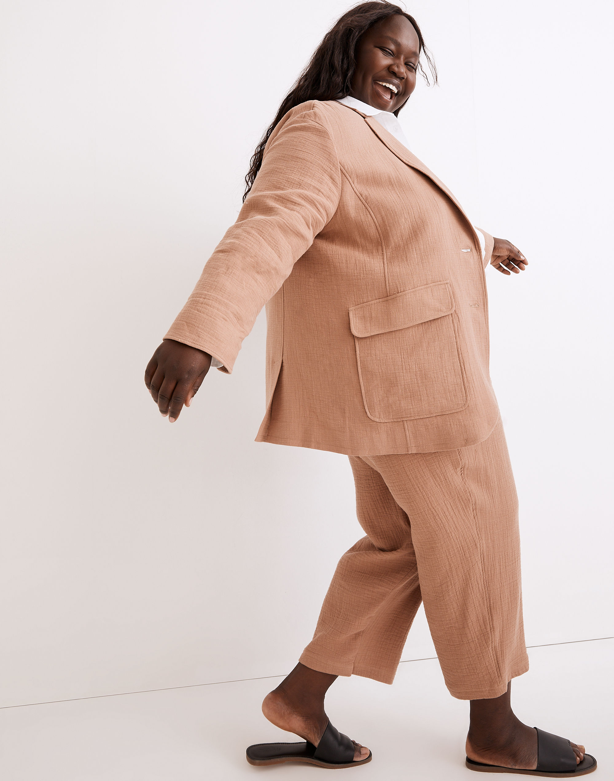 Plus Cotton-Linen Relaxed Larsen Blazer