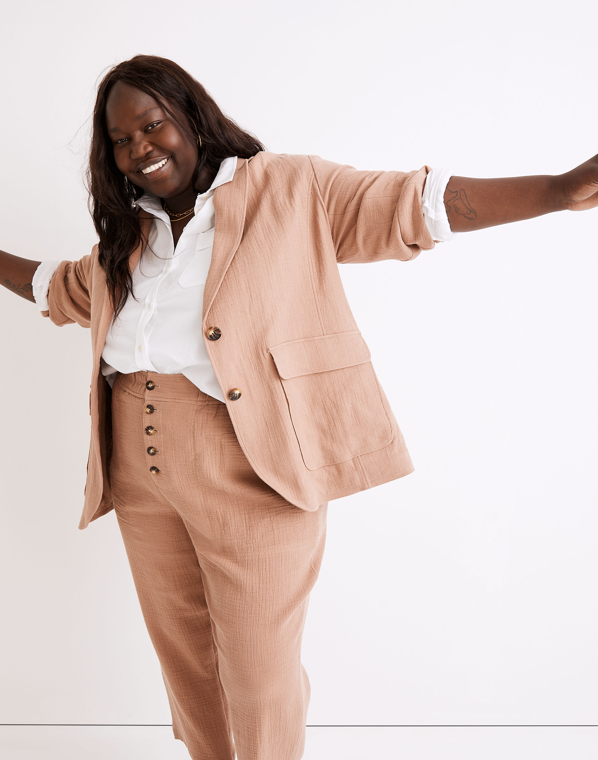 Plus Cotton-Linen Relaxed Larsen Blazer