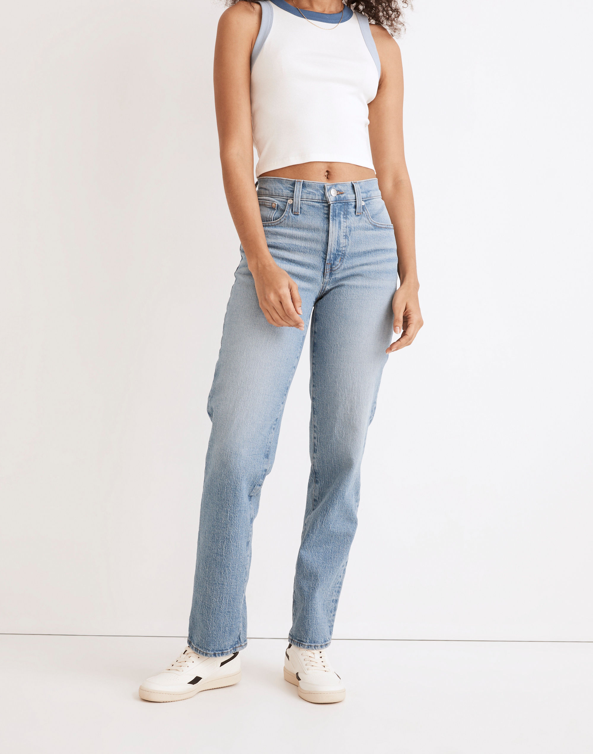 The Mid-Rise Perfect Vintage Straight Jean in Verwood Wash