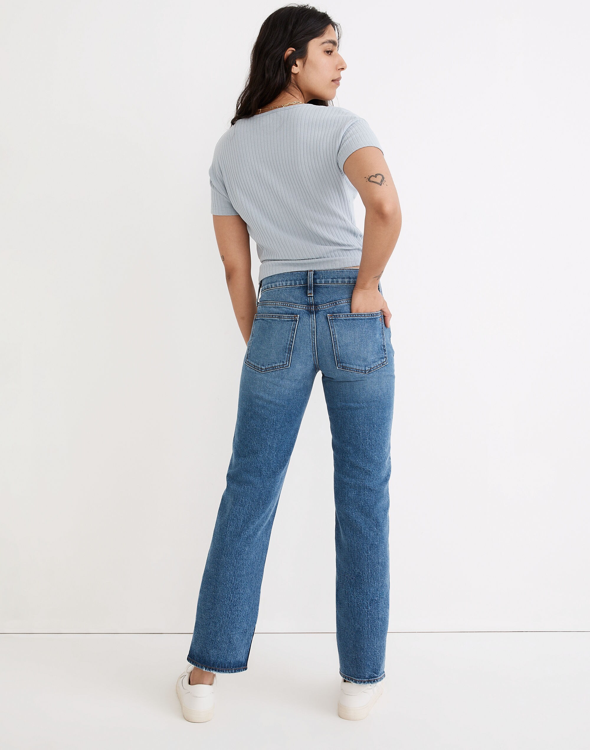 The Low-Rise Perfect Vintage Straight Jean in Bromton Wash