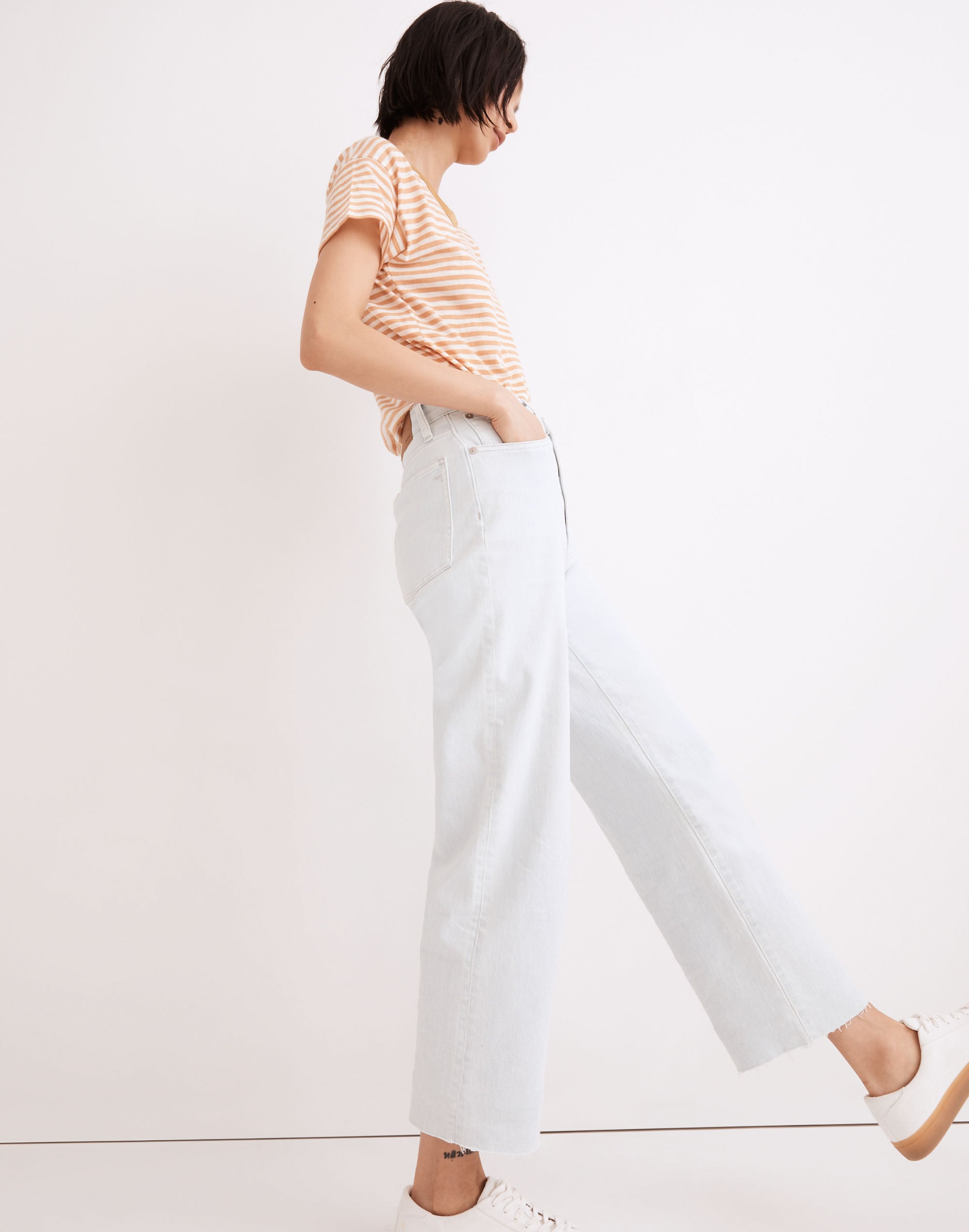 The Perfect Vintage Wide-Leg Crop Jean in Bosworth Wash: Raw-Hem Edition