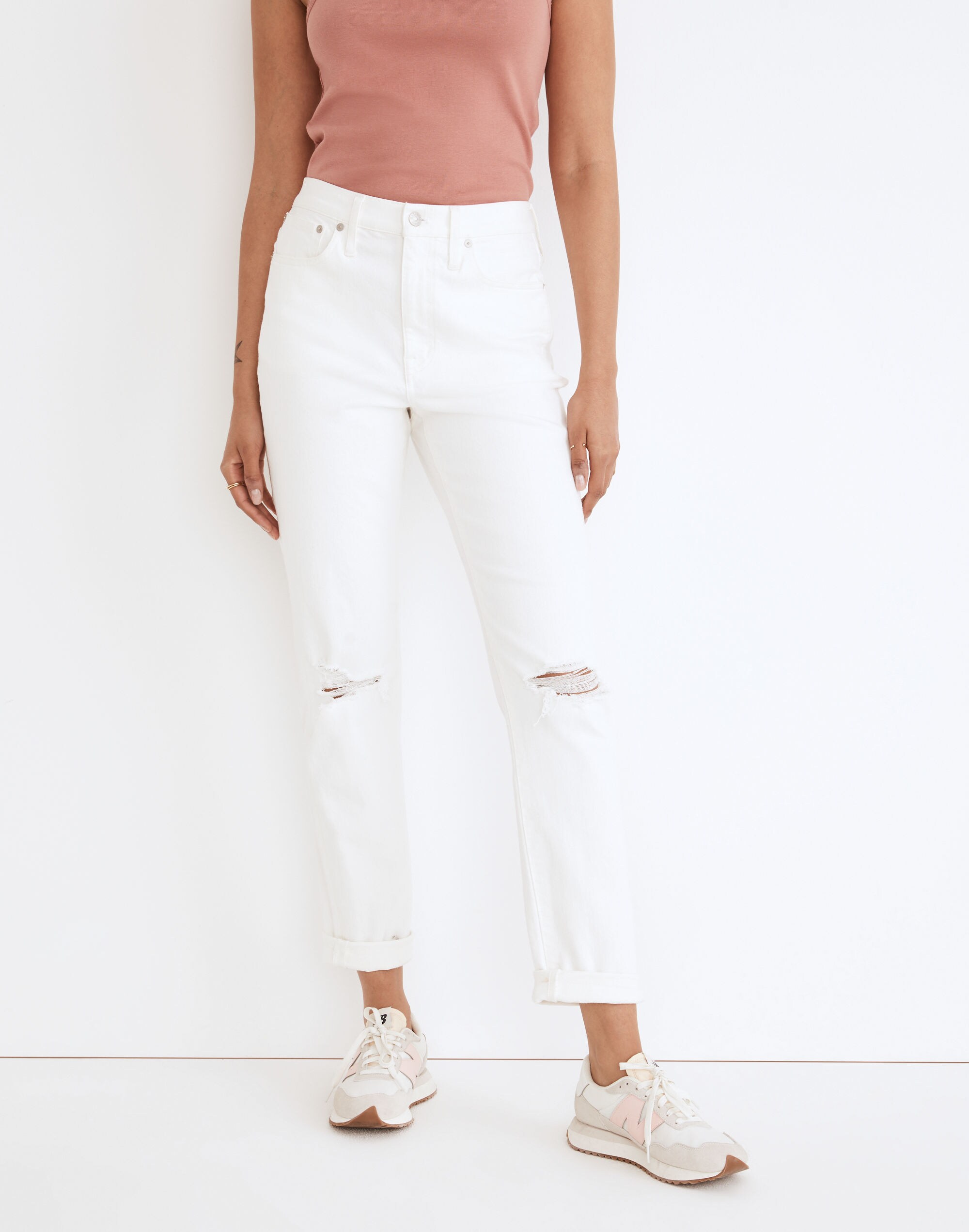 The High-Rise Slim Boyjean in Tile White
