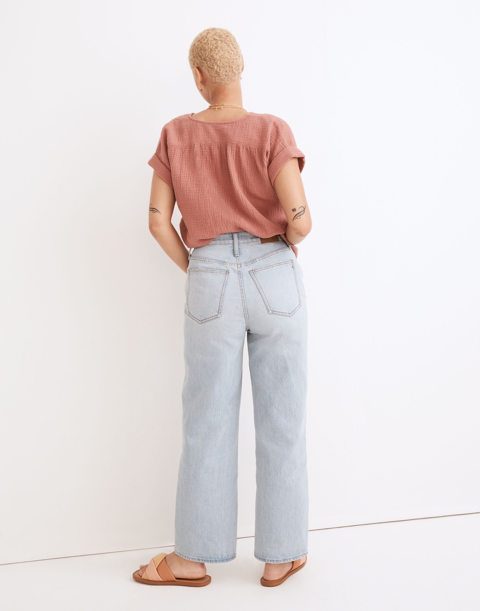 The Petite Curvy Perfect Vintage Wide-Leg Jean in Edmunds Wash