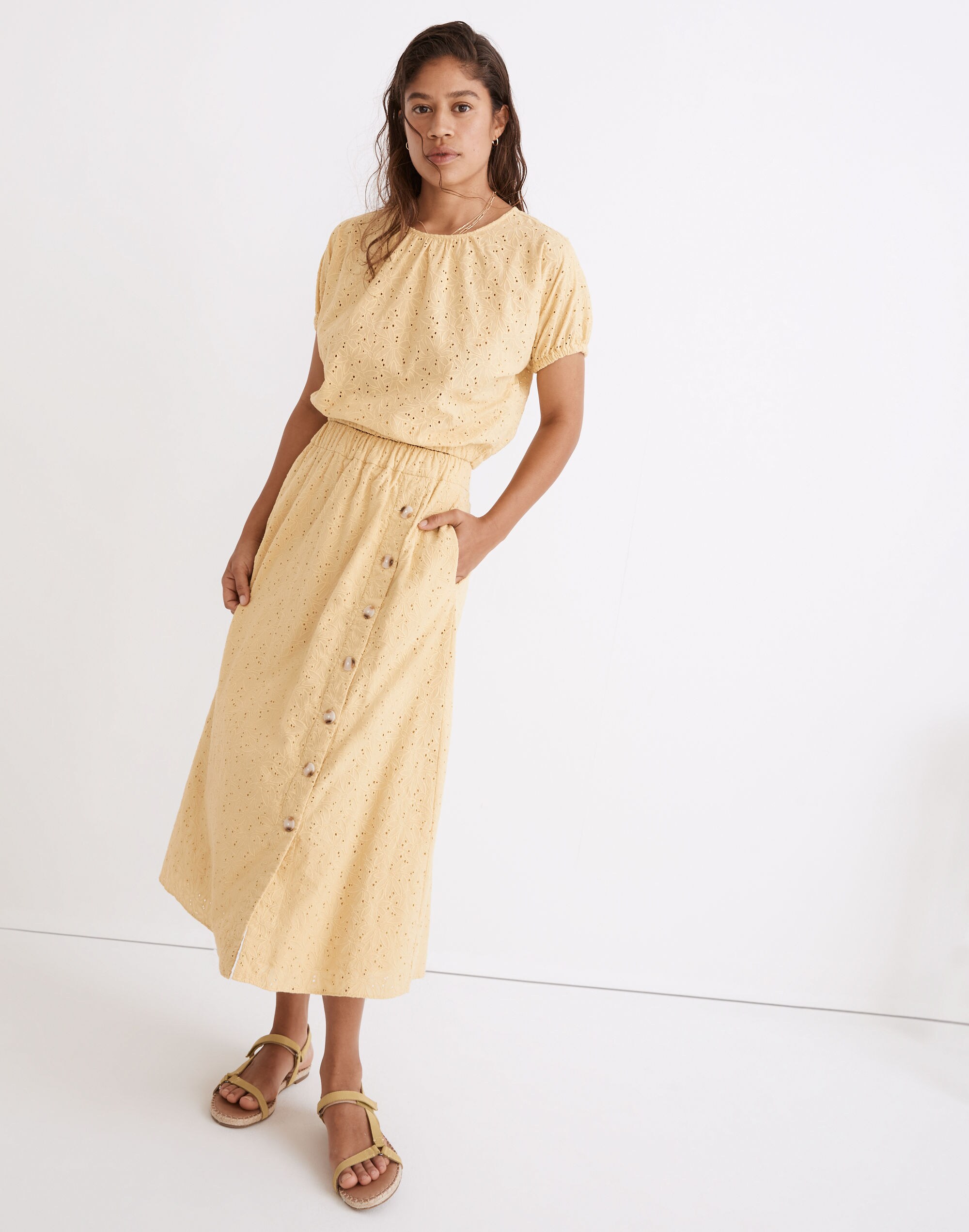 Eyelet Michele Bubble Top in Dream-On Daisies