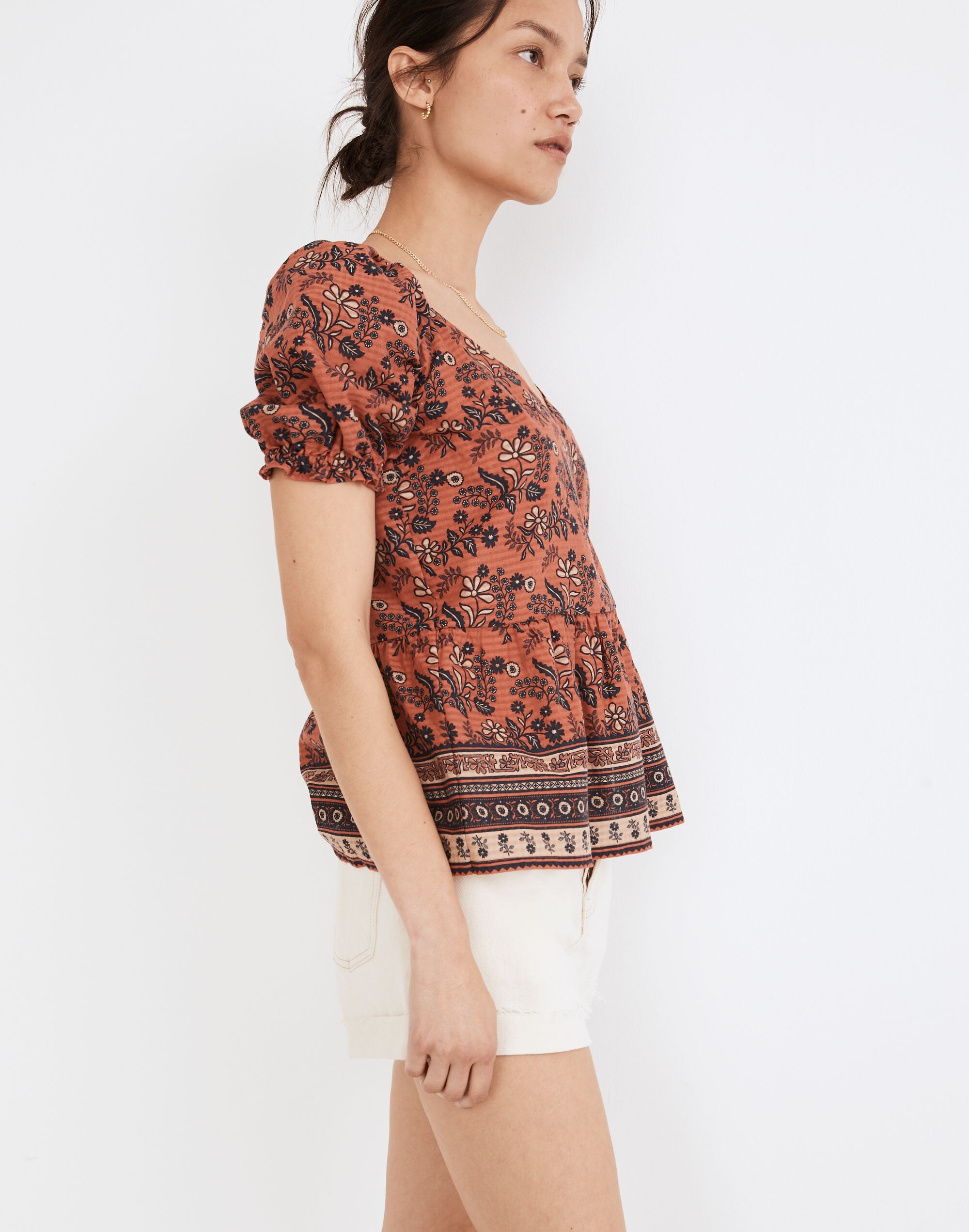Puff-Sleeve Peplum Top in Cavoli Floral