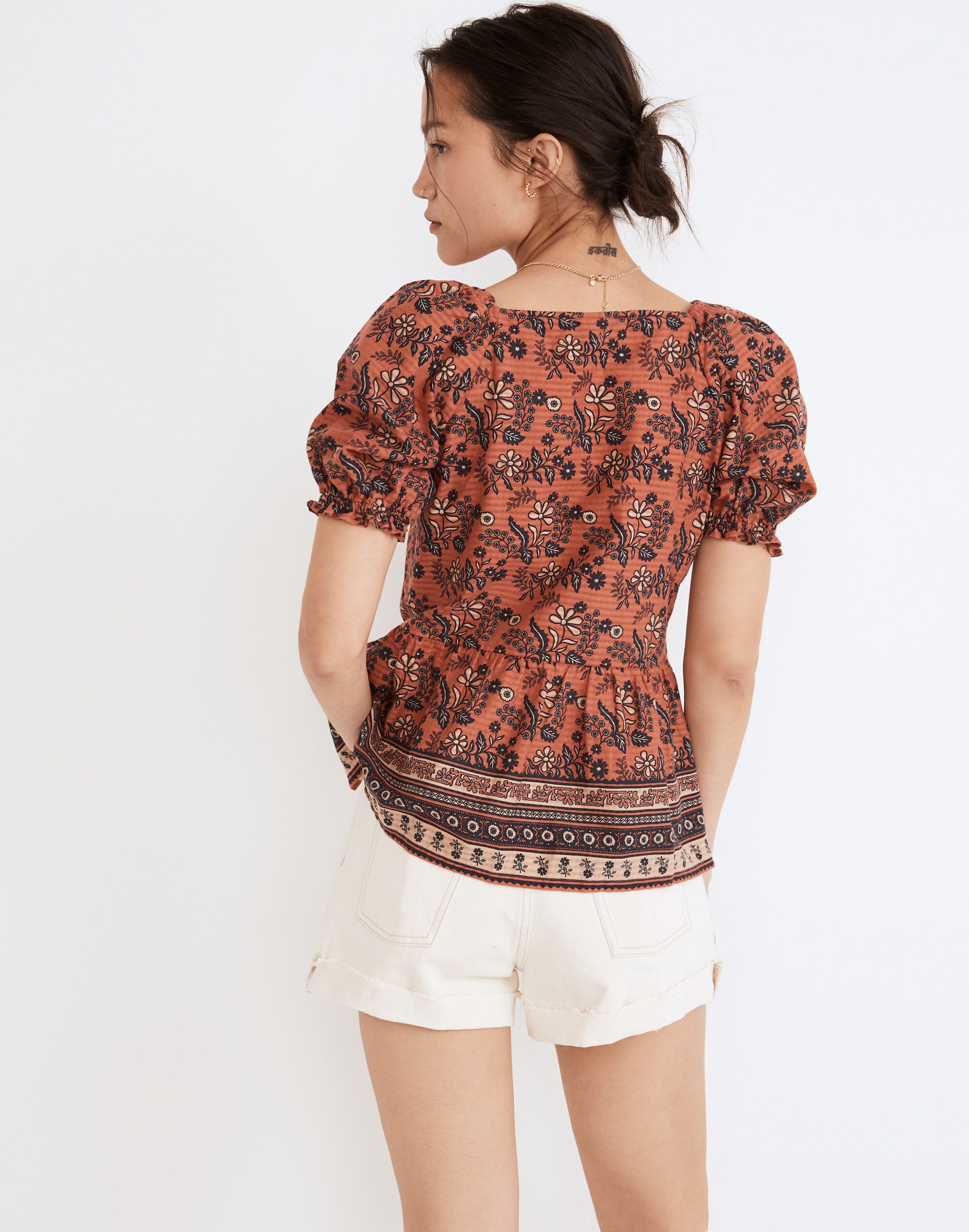 Puff-Sleeve Peplum Top in Cavoli Floral