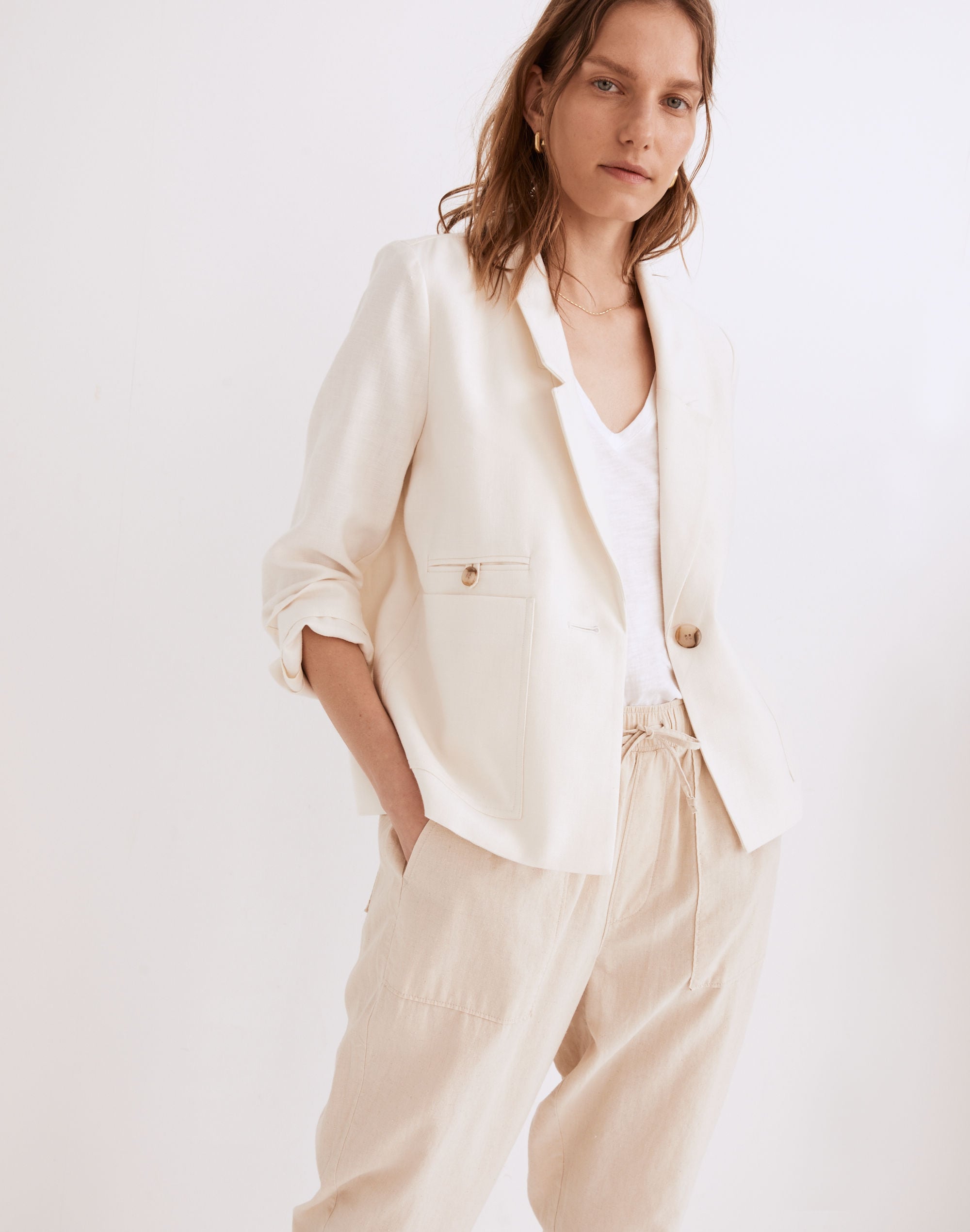 clarke crop blazer in travel linen-blend