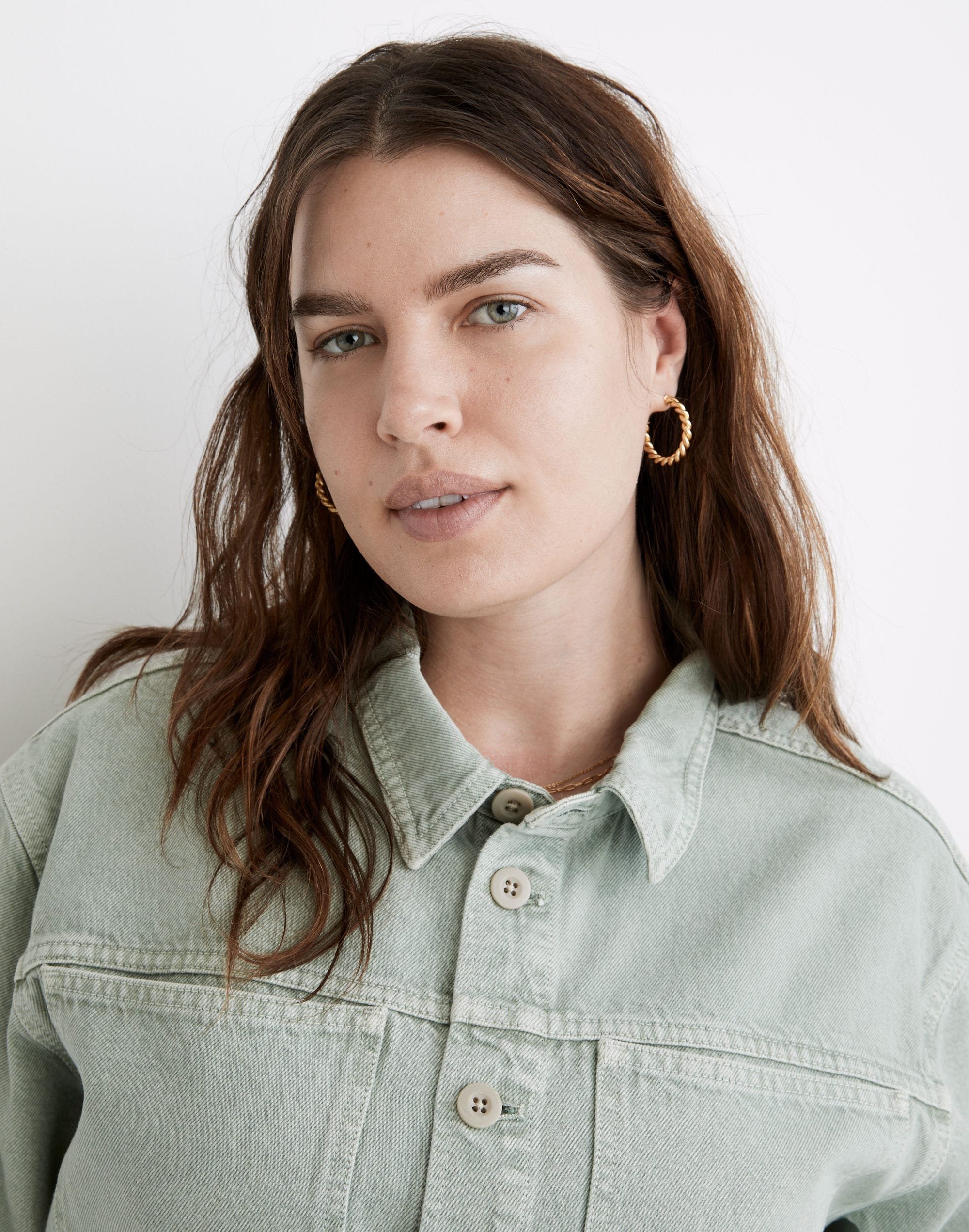 Feminine Look with Flowy Blouse and Heels