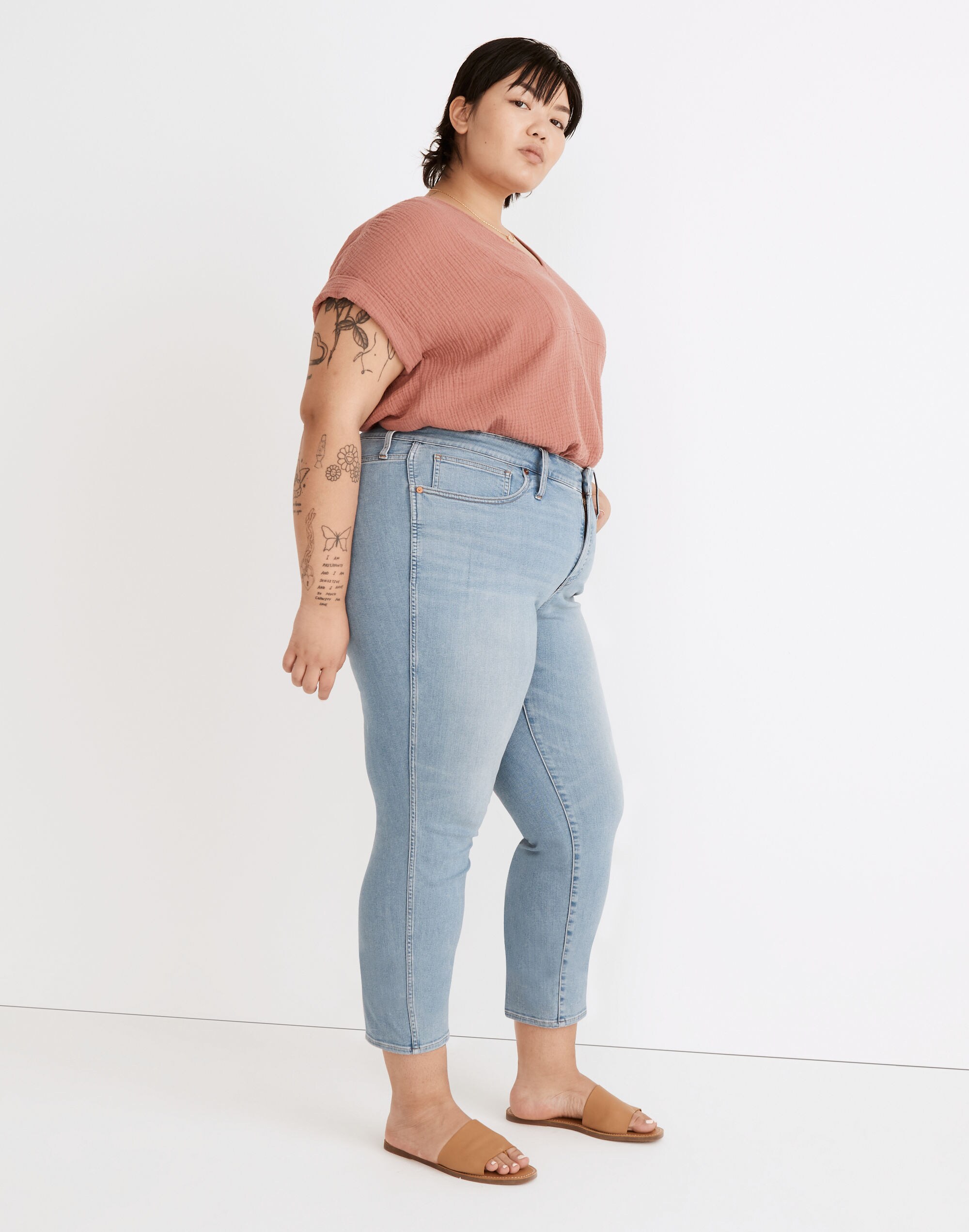 Plus Mid-Rise Stovepipe Jeans in Abell Wash