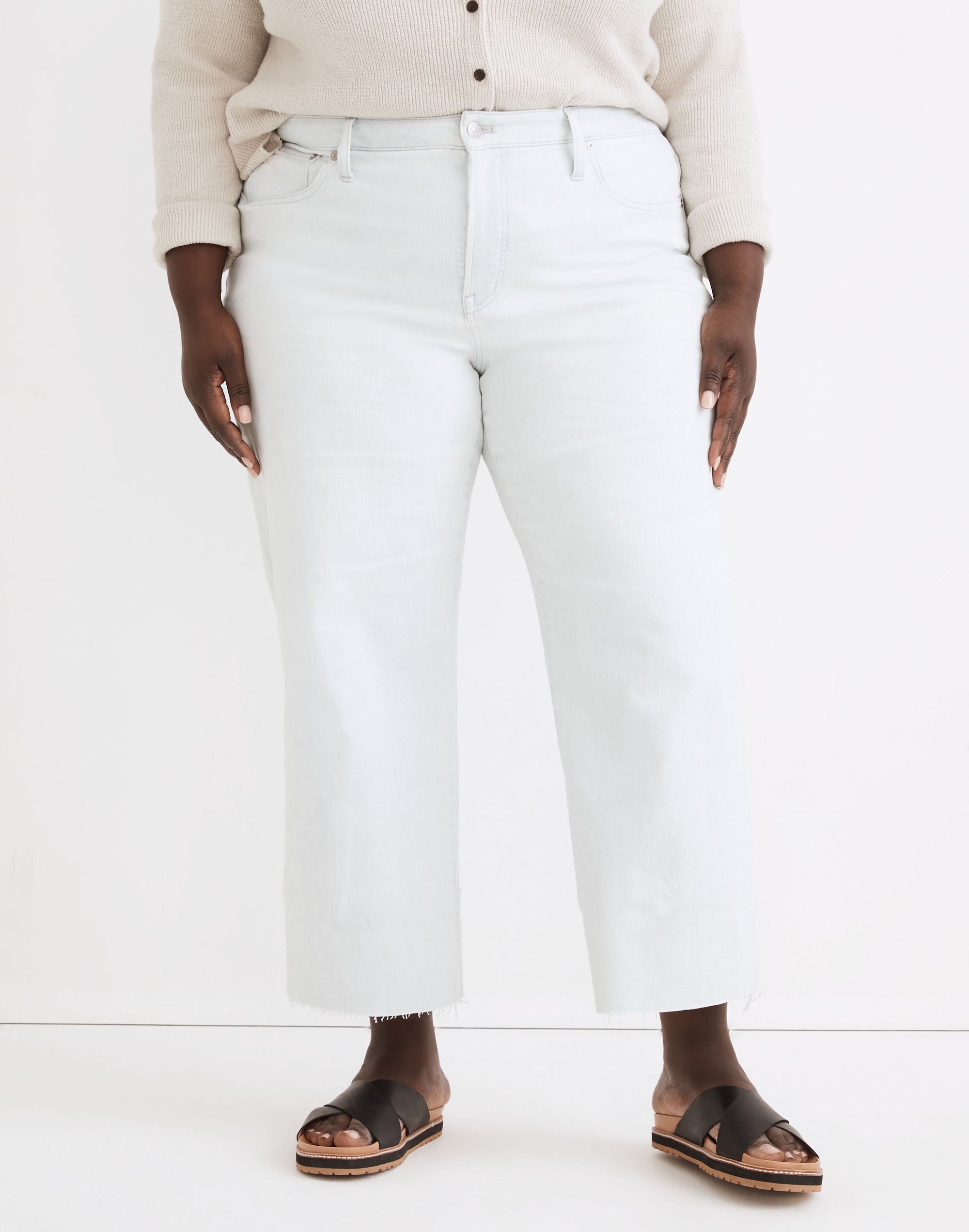 The Plus Perfect Vintage Wide-Leg Crop Jean in Bosworth Wash: Raw-Hem Edition