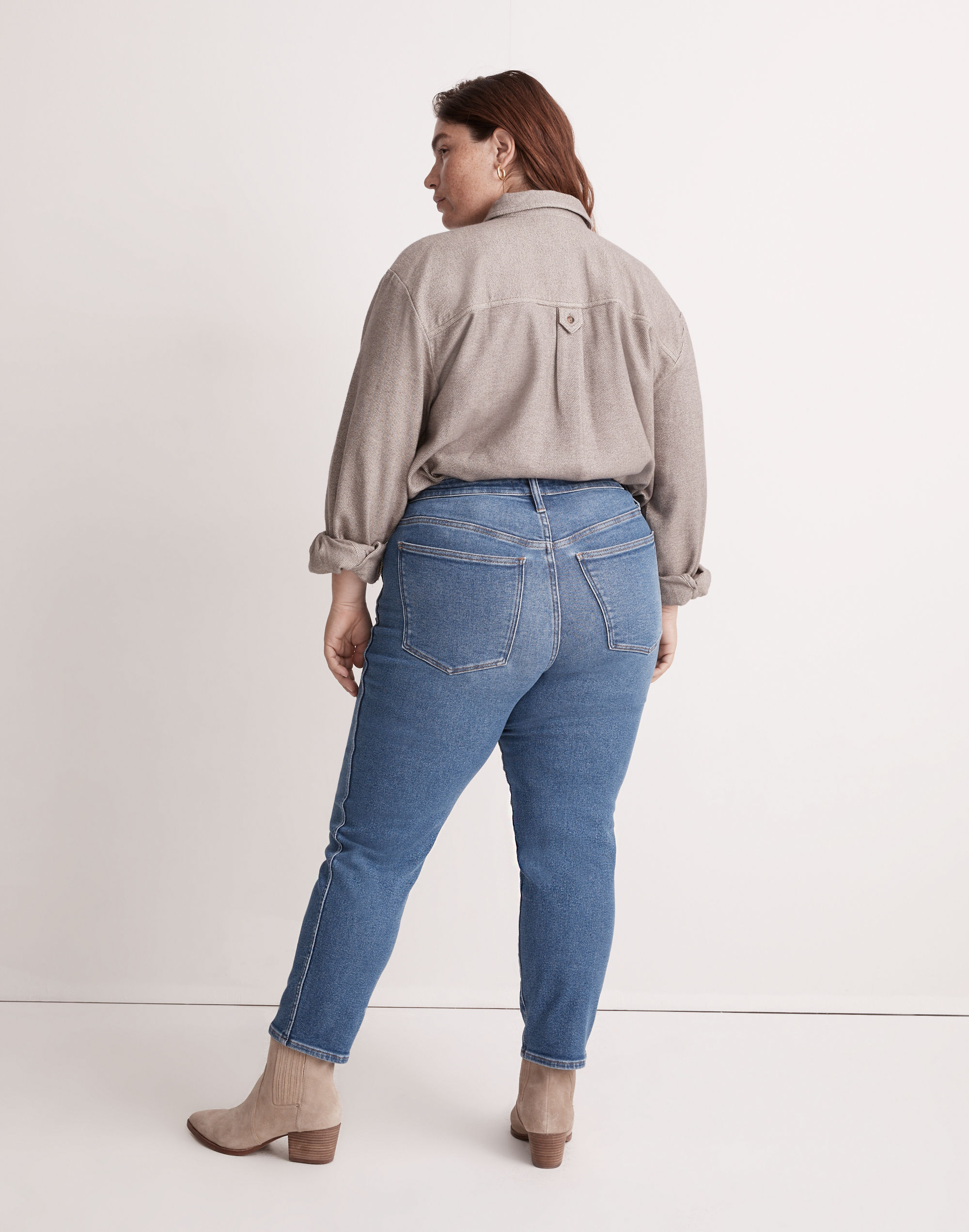 Plus Curvy Stovepipe Jeans in Leaside Wash