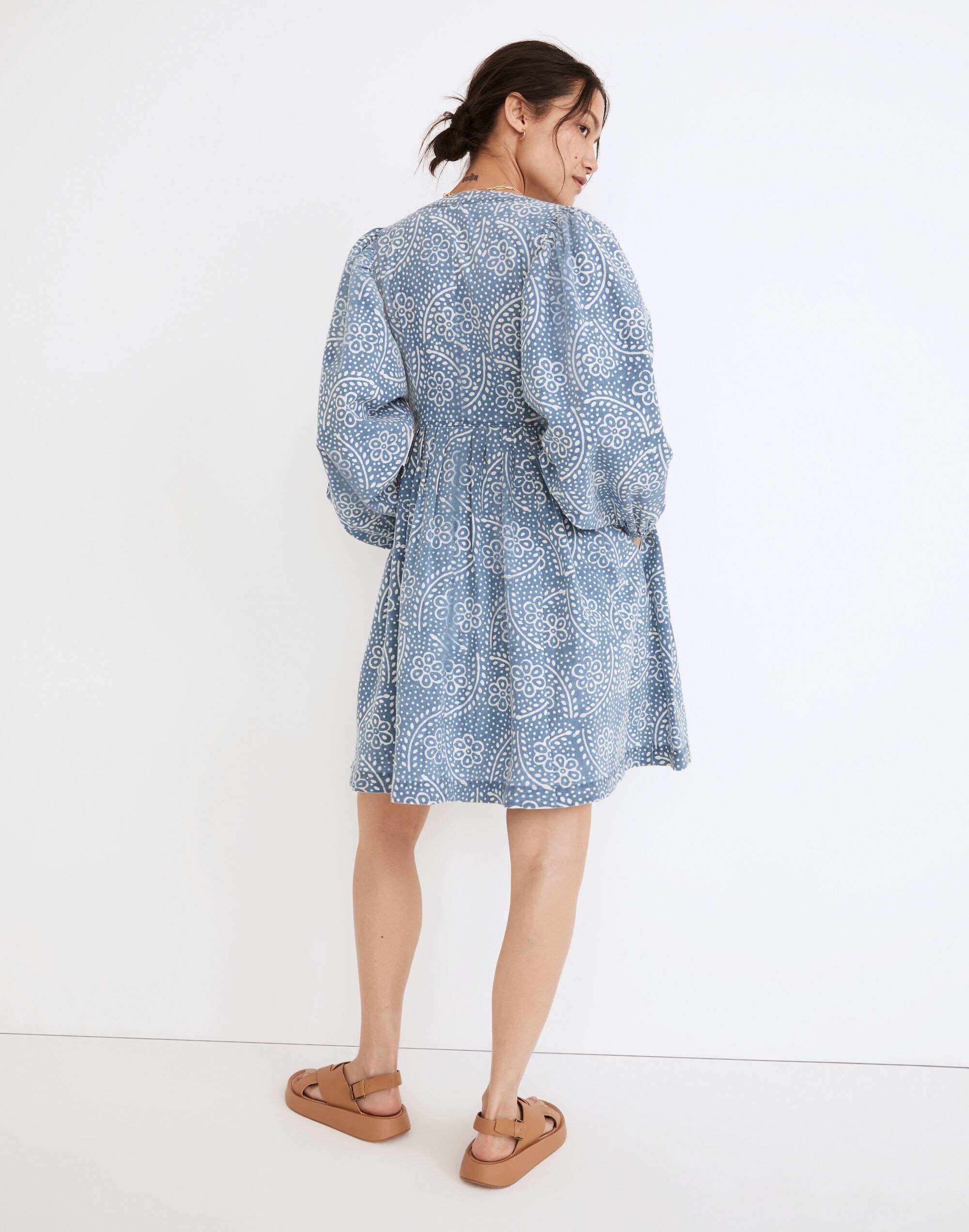 Bubble-Sleeve Button-Front Mini Dress in Indigo Paisley