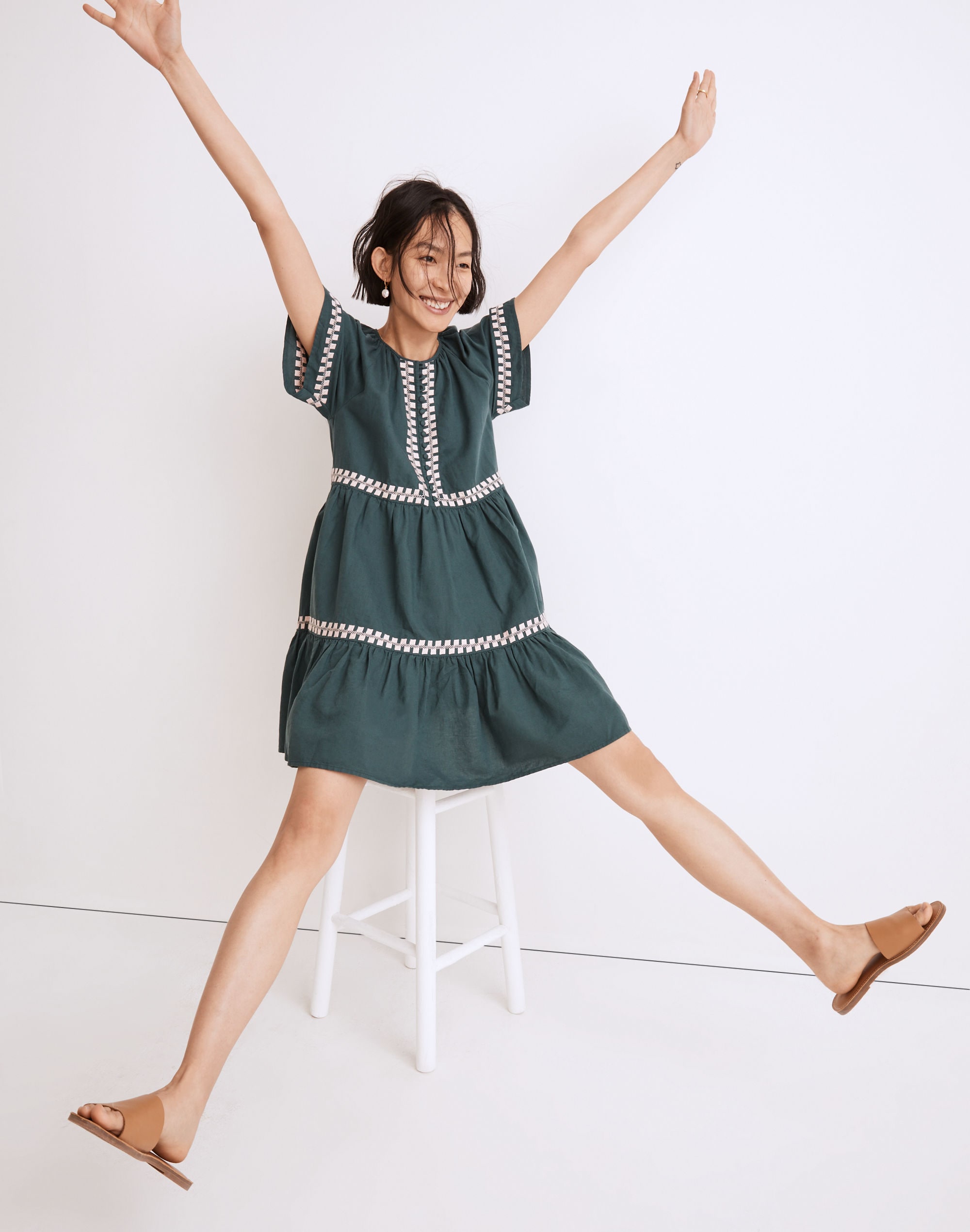 embroidered linen-blend flutter-sleeve mini dress