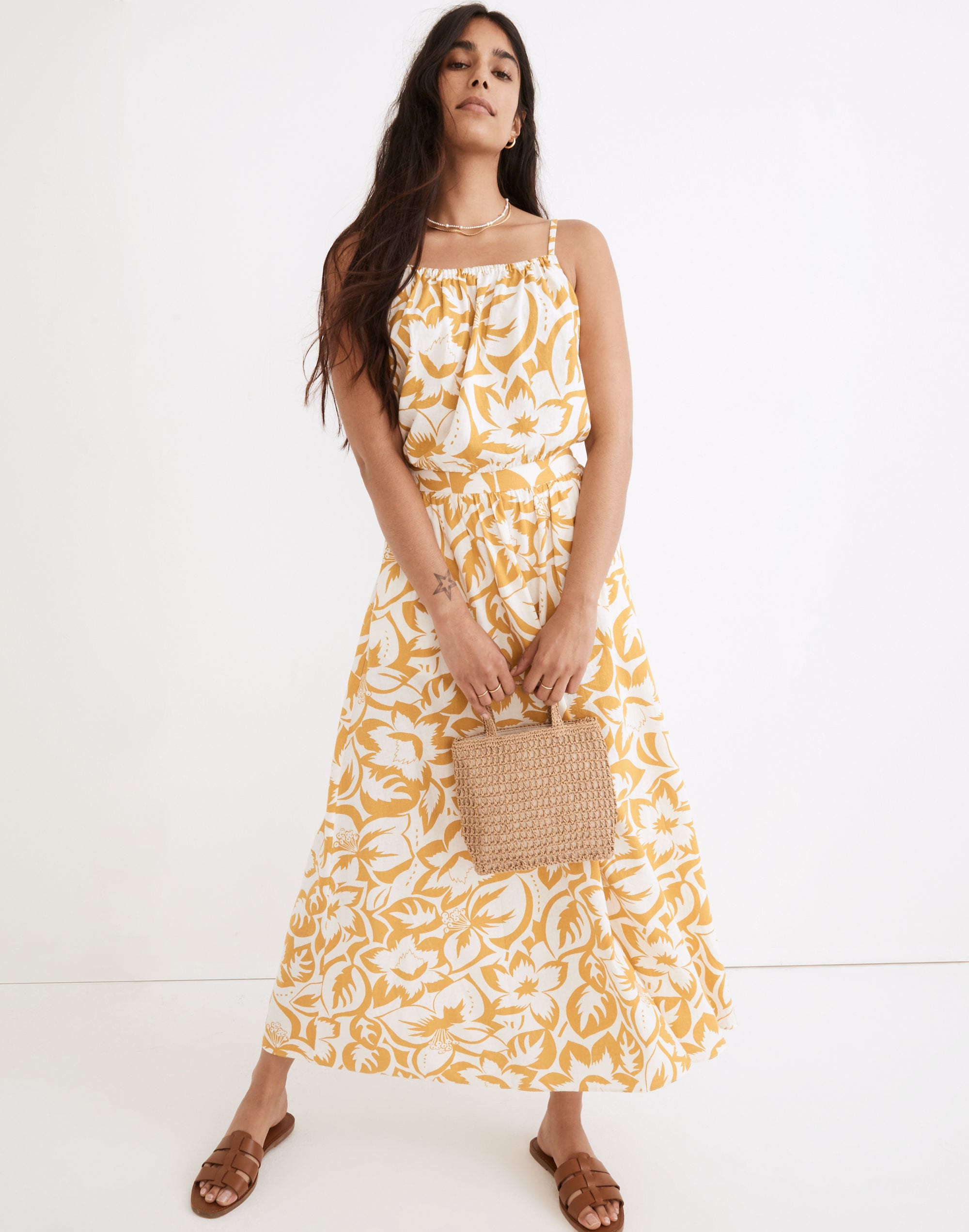 Linen-Blend Shirred Maxi Skirt in Tropicale Floral
