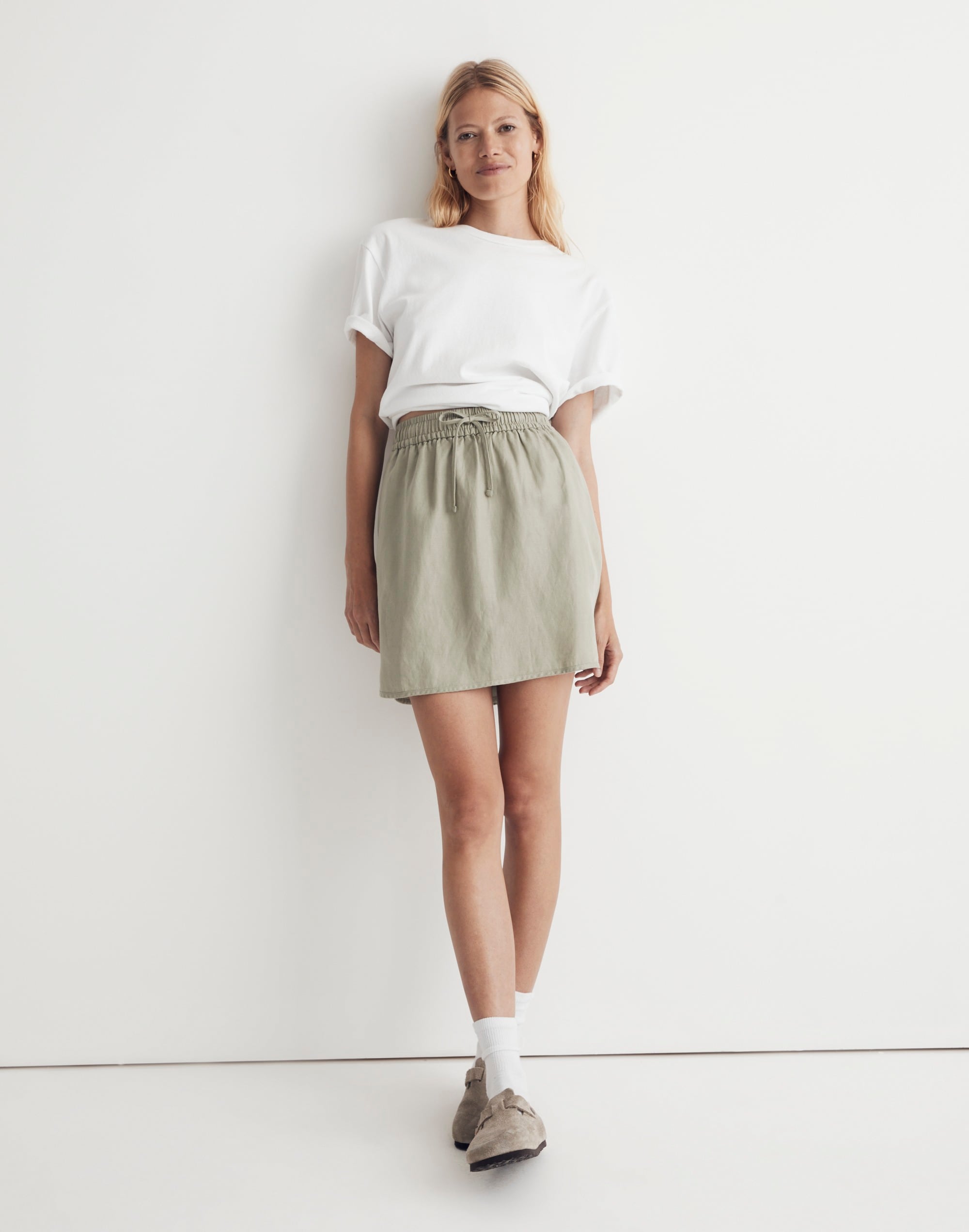 Linen-Blend Curved-Hem Mini Skirt