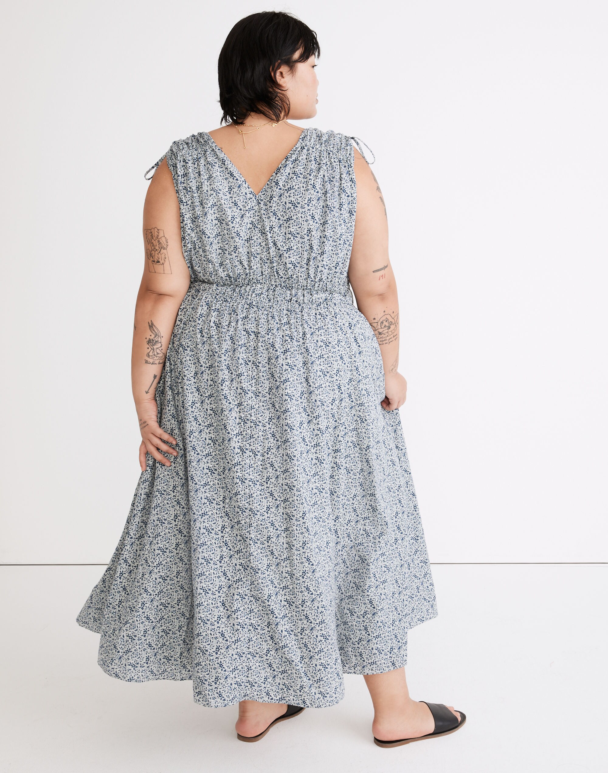 Plus Sophia Smocked Midi Dress in Florentine Floral
