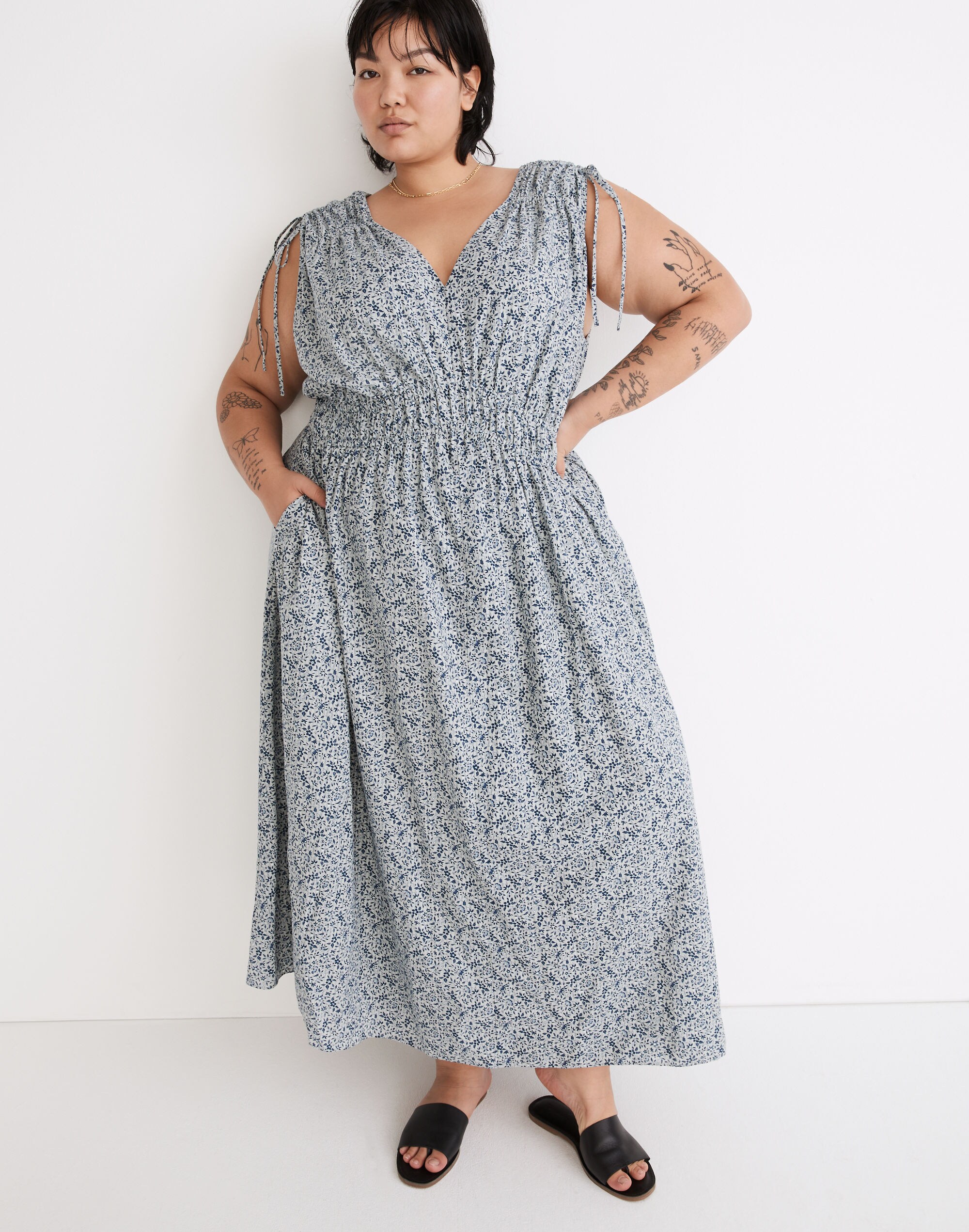 Plus Sophia Smocked Midi Dress in Florentine Floral