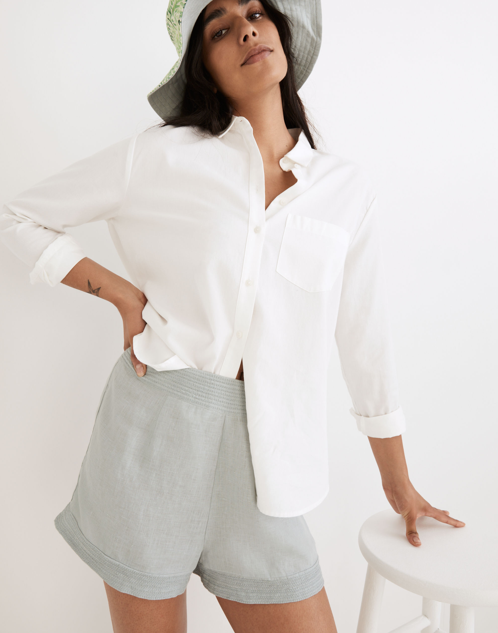 Madewell x Solid &amp; Striped&reg; Linen Lennox Cover-Up Shorts in Cloud Blue