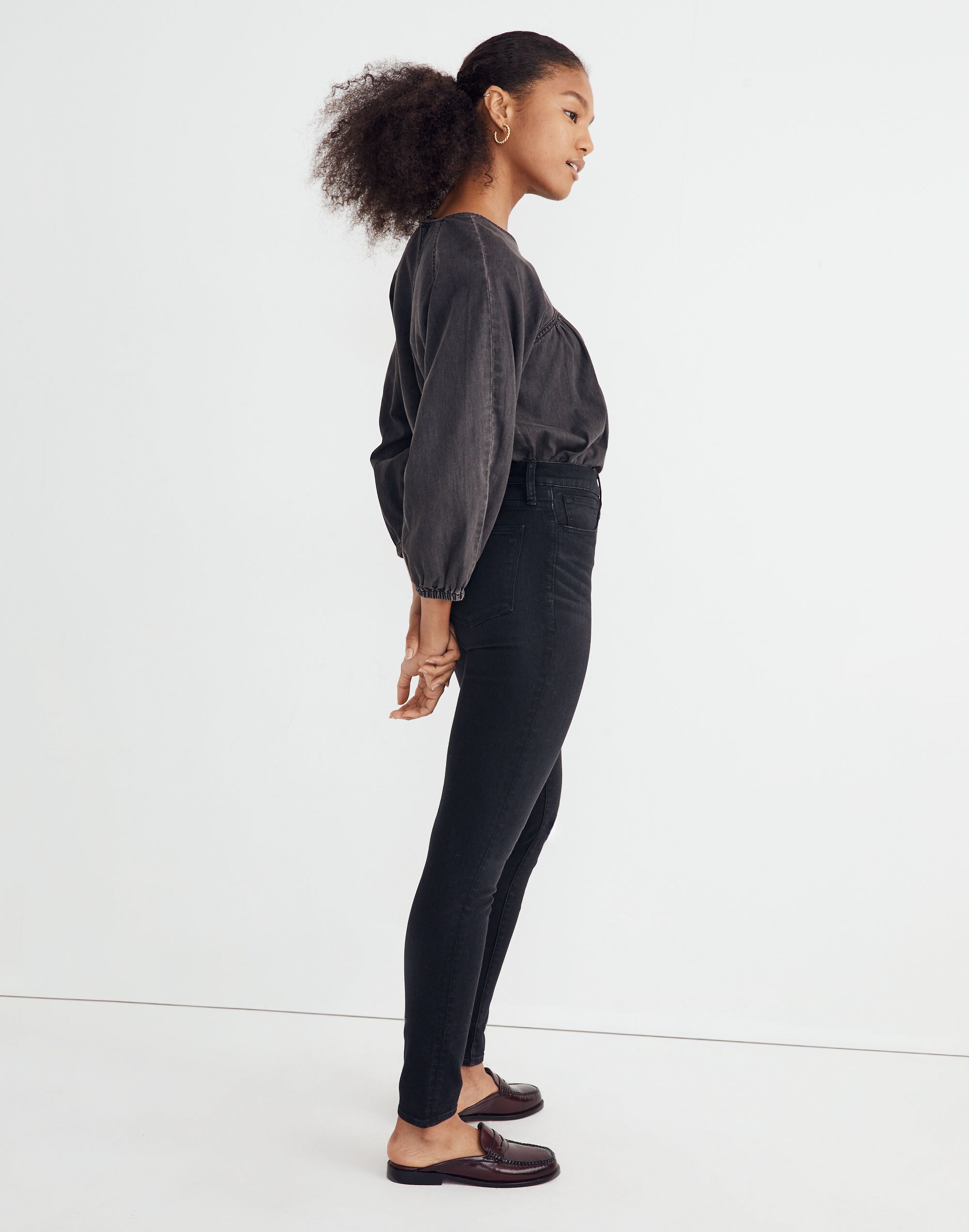 11" High-Rise Roadtripper Supersoft Skinny Jeans in Lakedale Wash