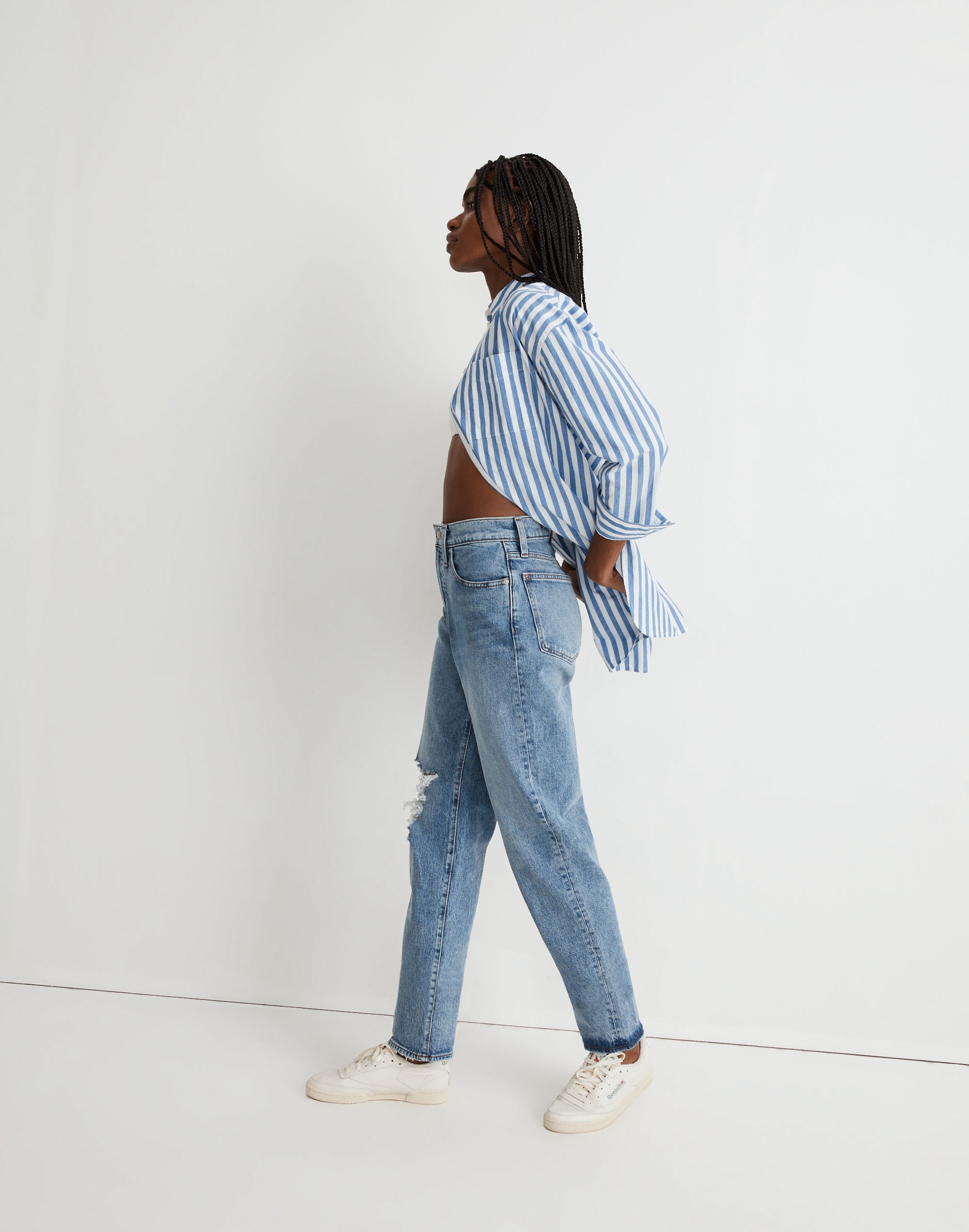 The Perfect Vintage Straight Jean in Kingsbury Wash: Knee-Rip Edition