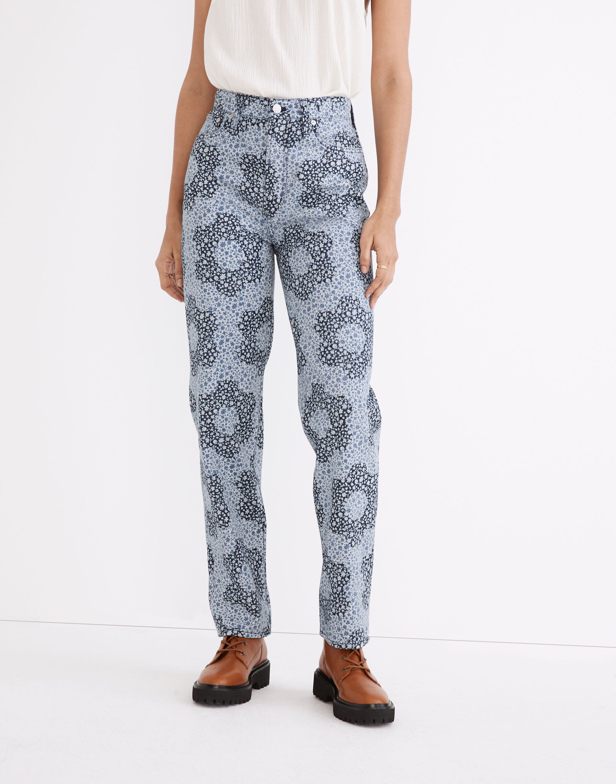 Baggy Straight Jeans in Quilted Floral
