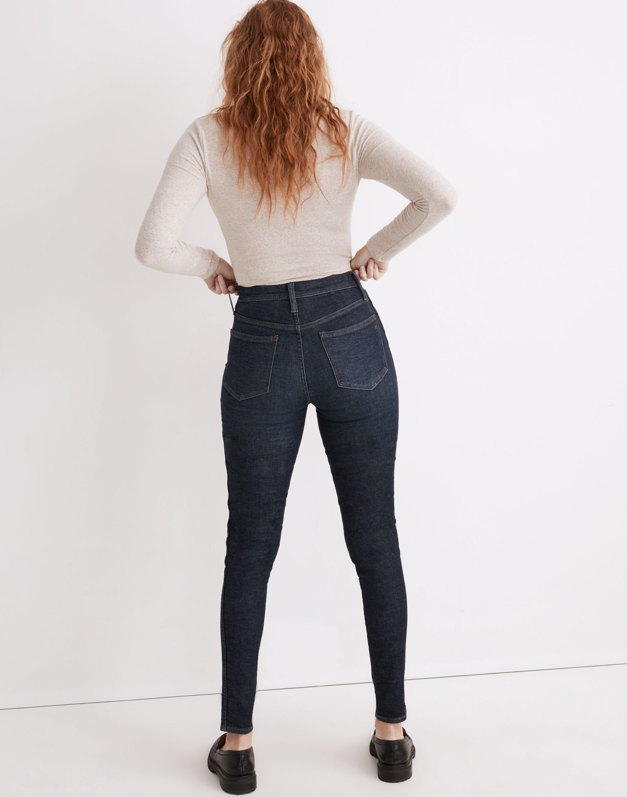 10" High-Rise Skinny Jeans in Dalesford Wash