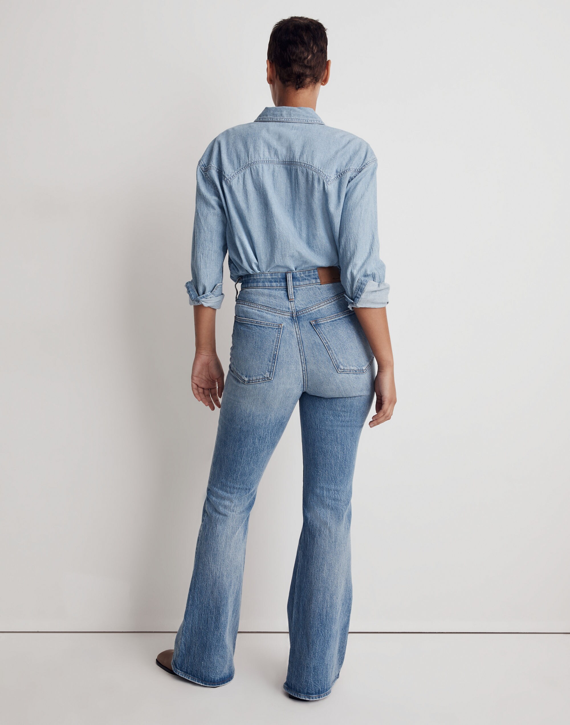 The Curvy Perfect Vintage Flare Jean in Delavan Wash