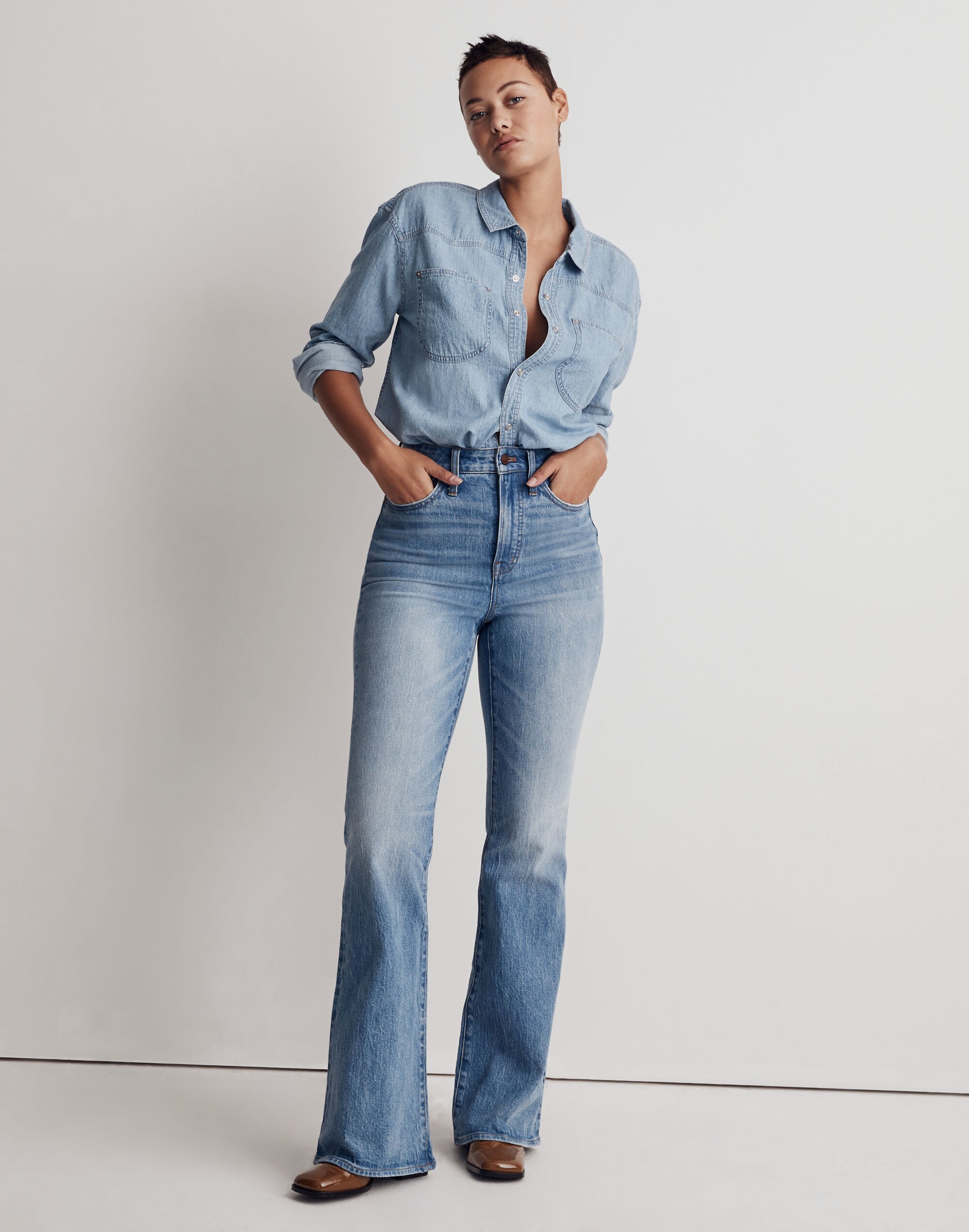 The Curvy Perfect Vintage Flare Jean in Delavan Wash