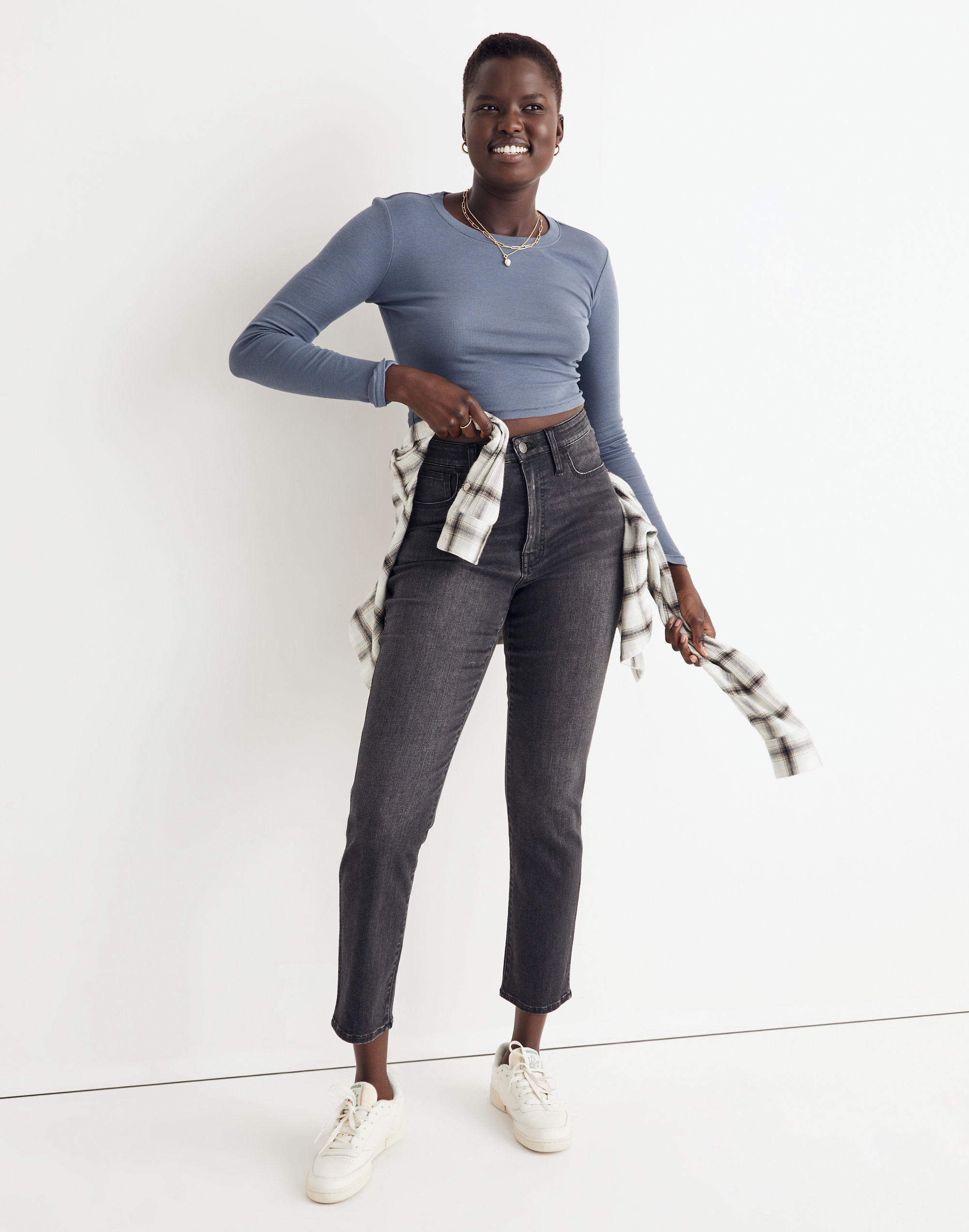 Curvy High-Rise Slim Straight Jeans in Richgrove Wash