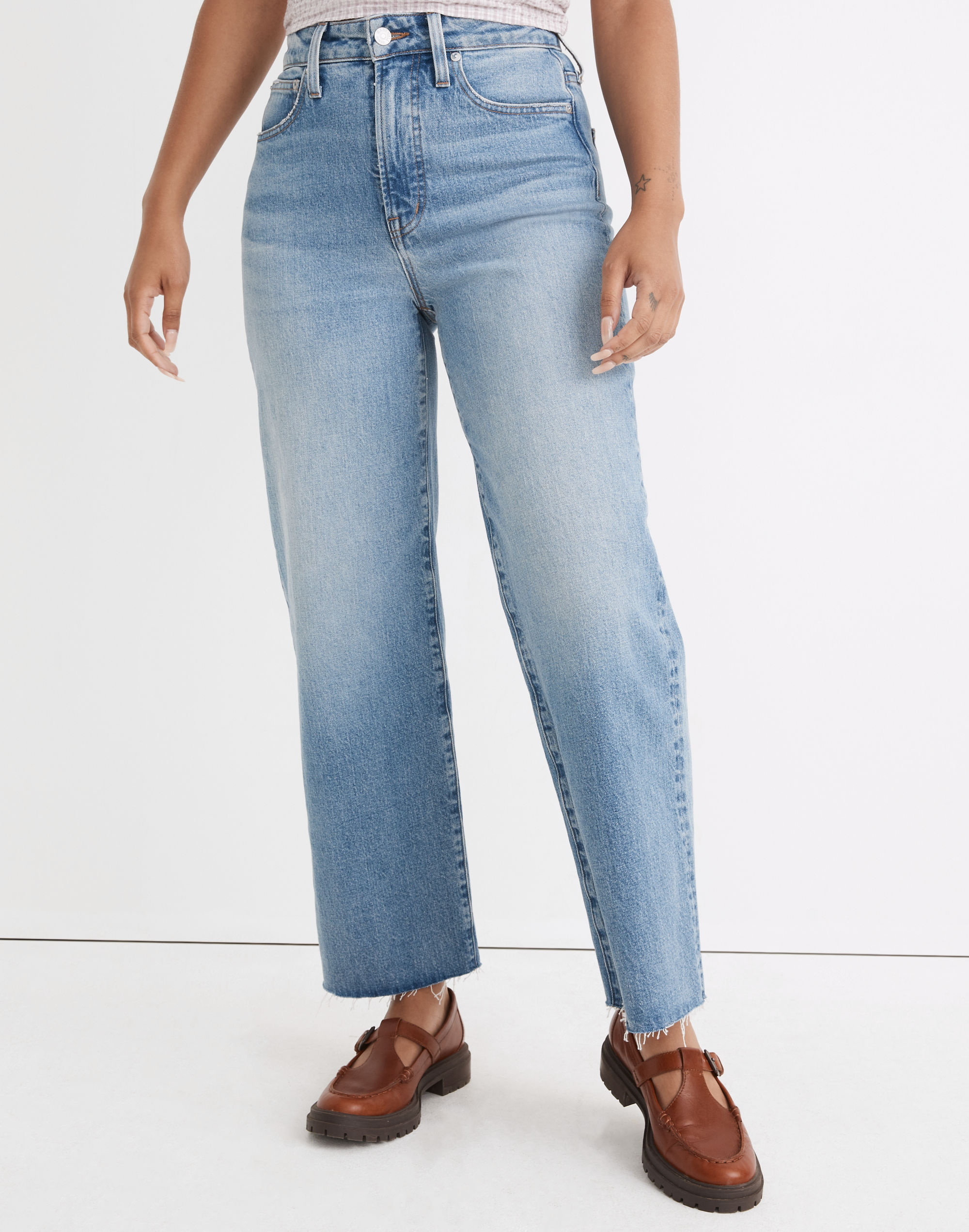 The Tall Curvy Perfect Vintage Wide-Leg Crop Jean in Catlin Wash