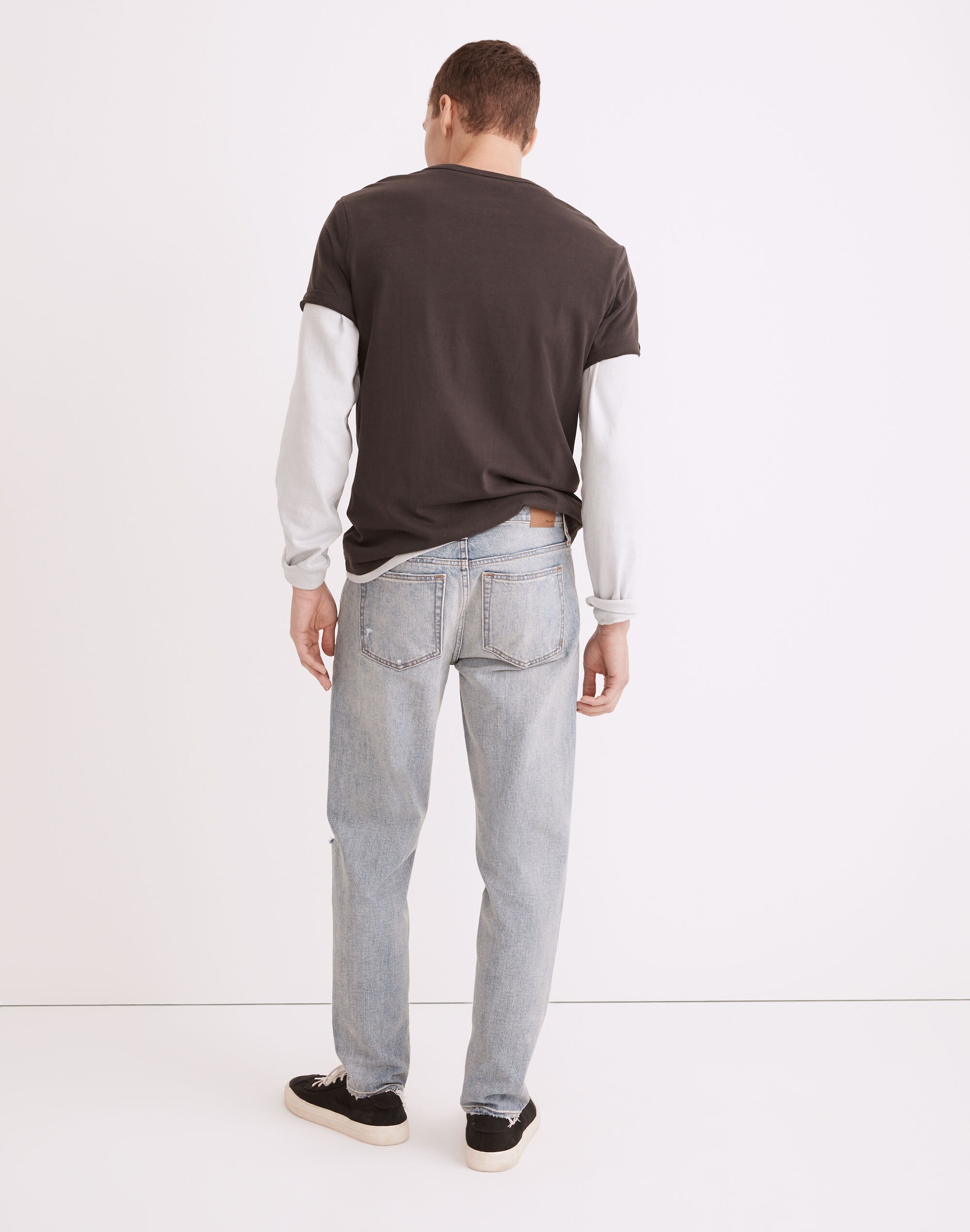 Relaxed Taper Jeans in Corlett Wash