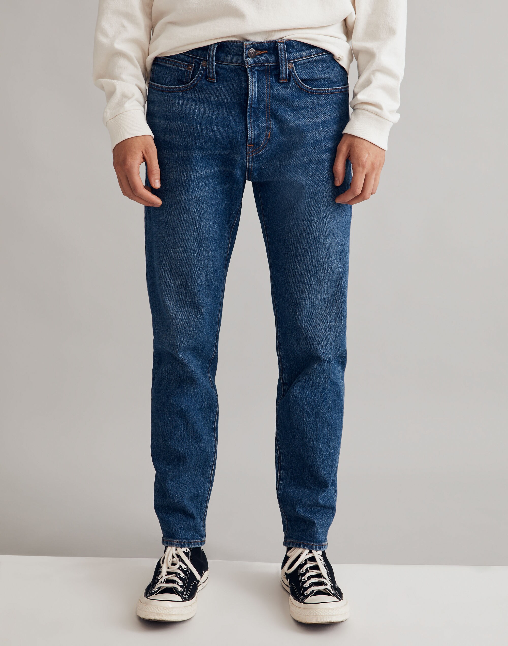 Relaxed Taper Jeans